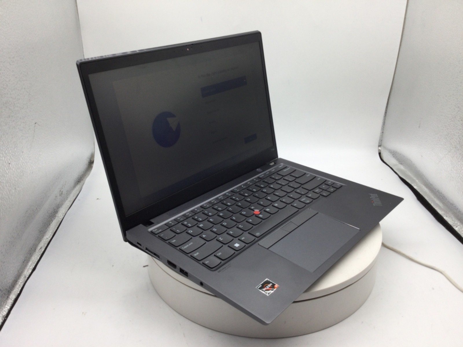 Lenovo ThinkPad T14s G2 14″ Laptop Ryzen 5 PRO 5650U 16GB RAM 512GB SSD W11P U R