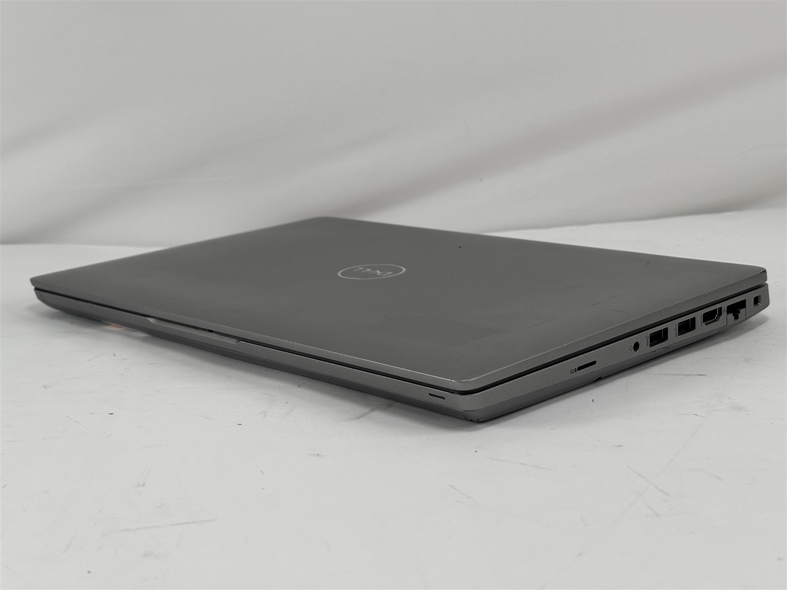 Dell Latitude 5431 14″ FHD i7-1270P 256GB SSD 16GB RAM Lightweight Laptop