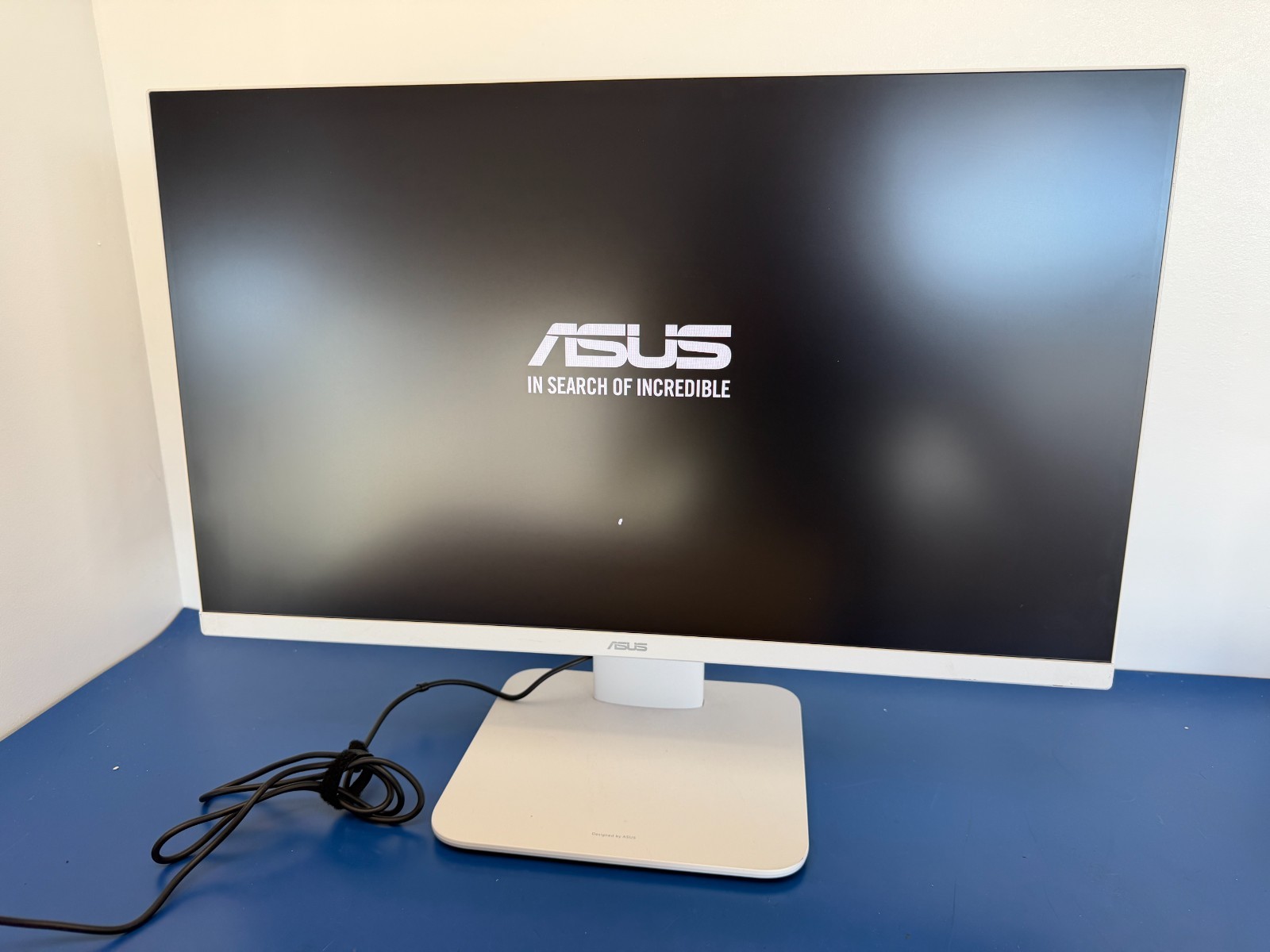 ASUS V400 AiO 24″ All-in-One PC Intel Core i3-1315U 16GB DDR5 512GB SSD V440VAK