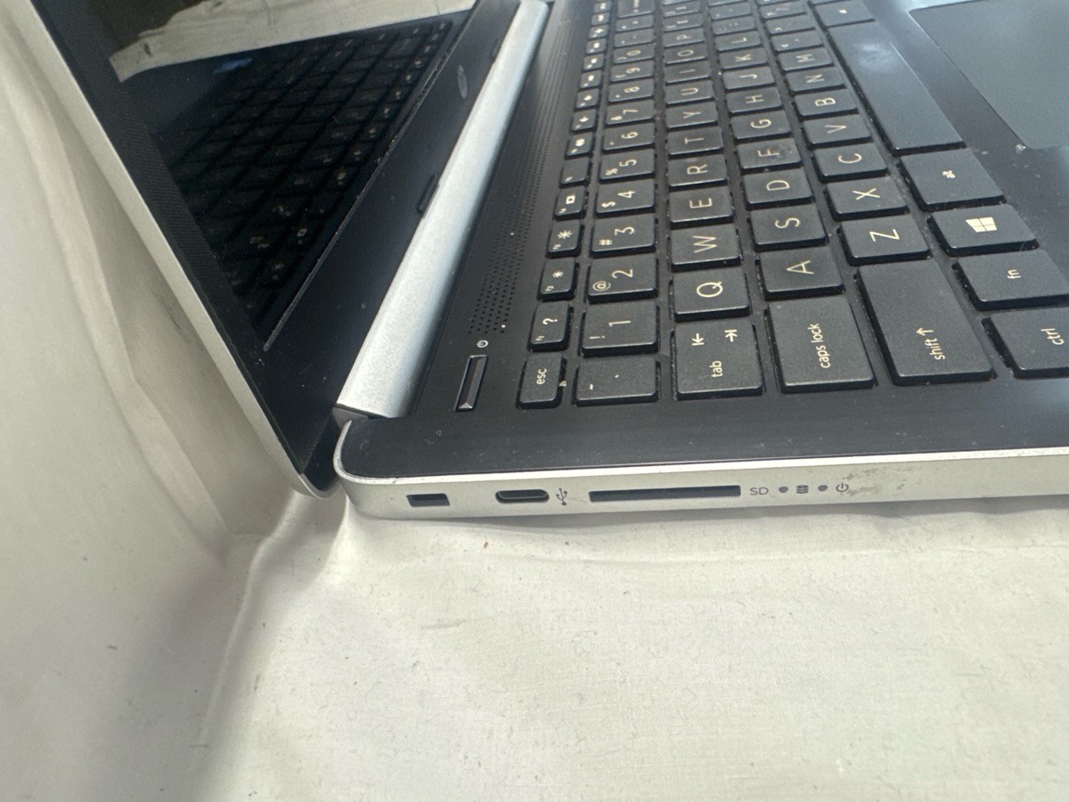 HEWLETT PACKARD MODEL 14- 4GB RAM – 64GB SSD – WIN 10 – INTEL (TDW037878)