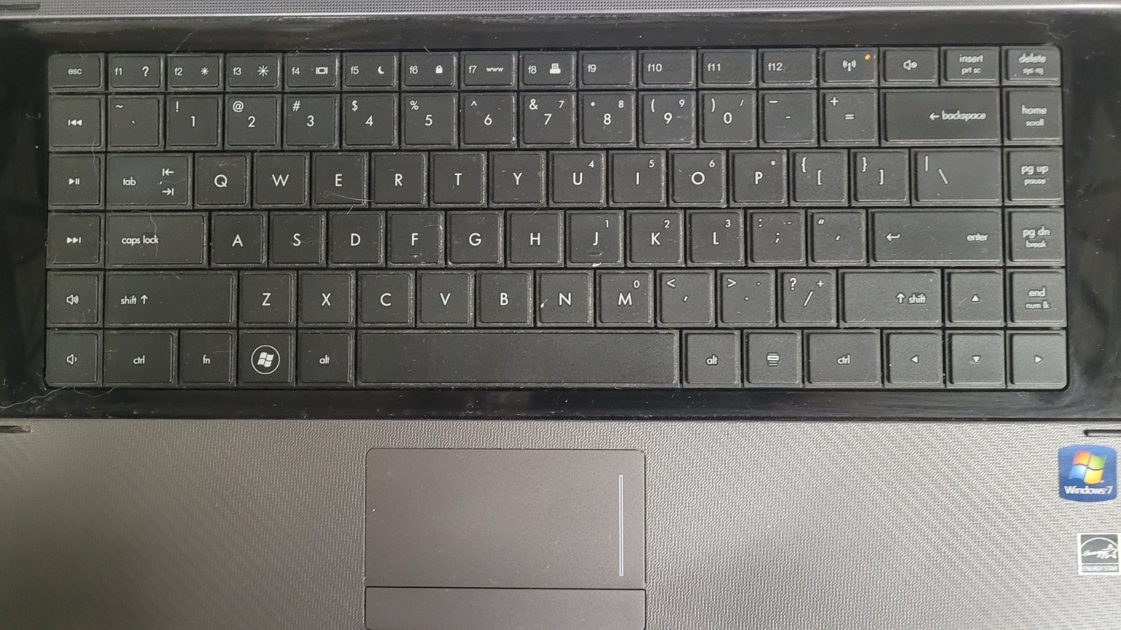 HP 620 Laptop 4 GB RAM Intel Celeron T3100 CPU 1.90 GHz w/ Charger