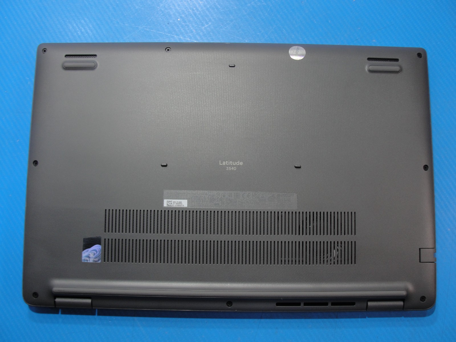 Dell Latitude 3540 15.6″ FHD Core i7-1355U 16GB RAM 256GB SSD+ PA/Warranty 06/26