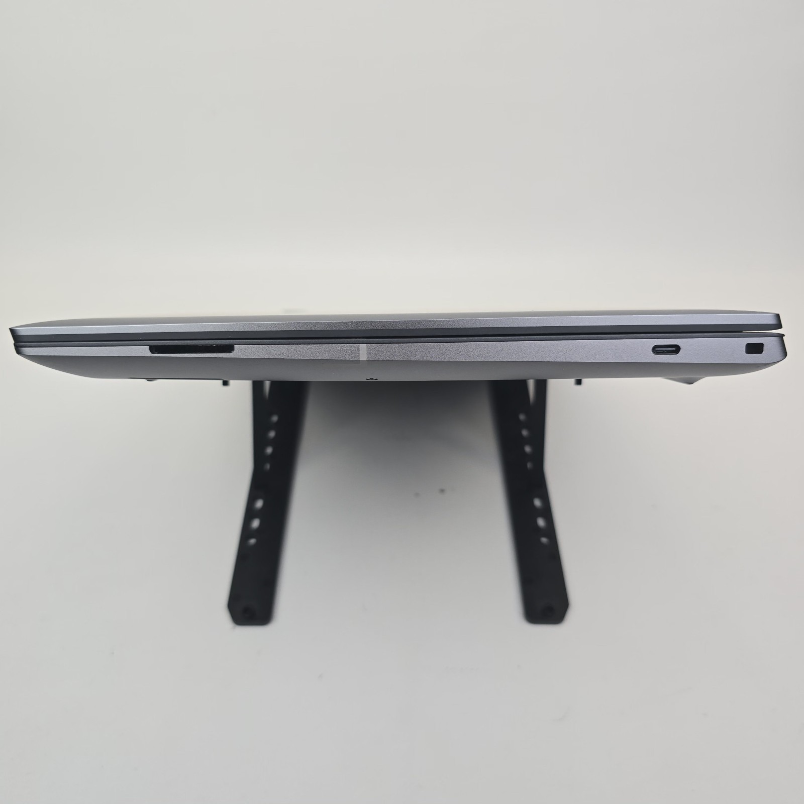 Dell Precision 5690 WQUXGA Touch Ultra 7 165H 32GB 1TB RTX 1000 Ada 6GB NO OS/AC