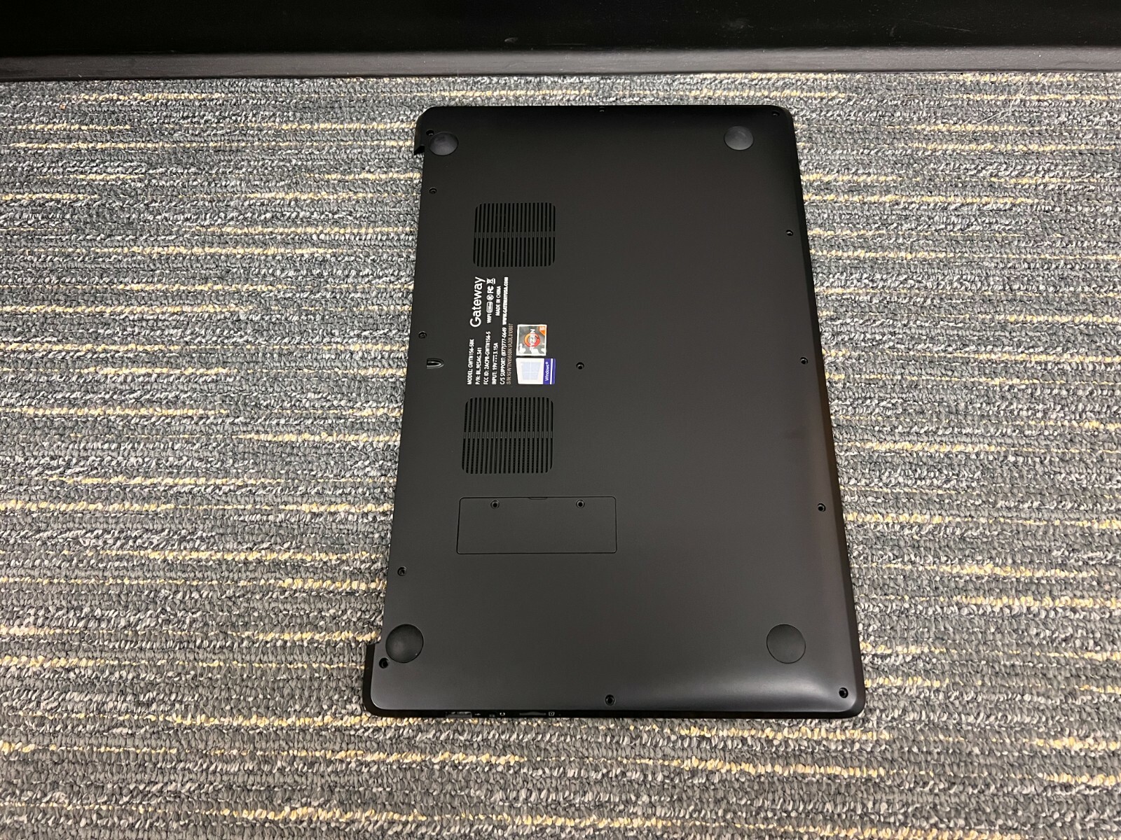 GENUINE! GATEWAY GWTN156-5BK ULTRA SLIM NOTEBOOK Laptop Bottom Cover-Black