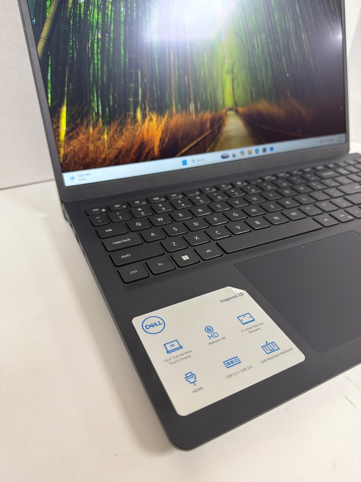 Dell Inspiron 15 3535 Laptop AMD Ryzen 7 7730U 16GB 512GB SSD 15.6″ FHD Touch