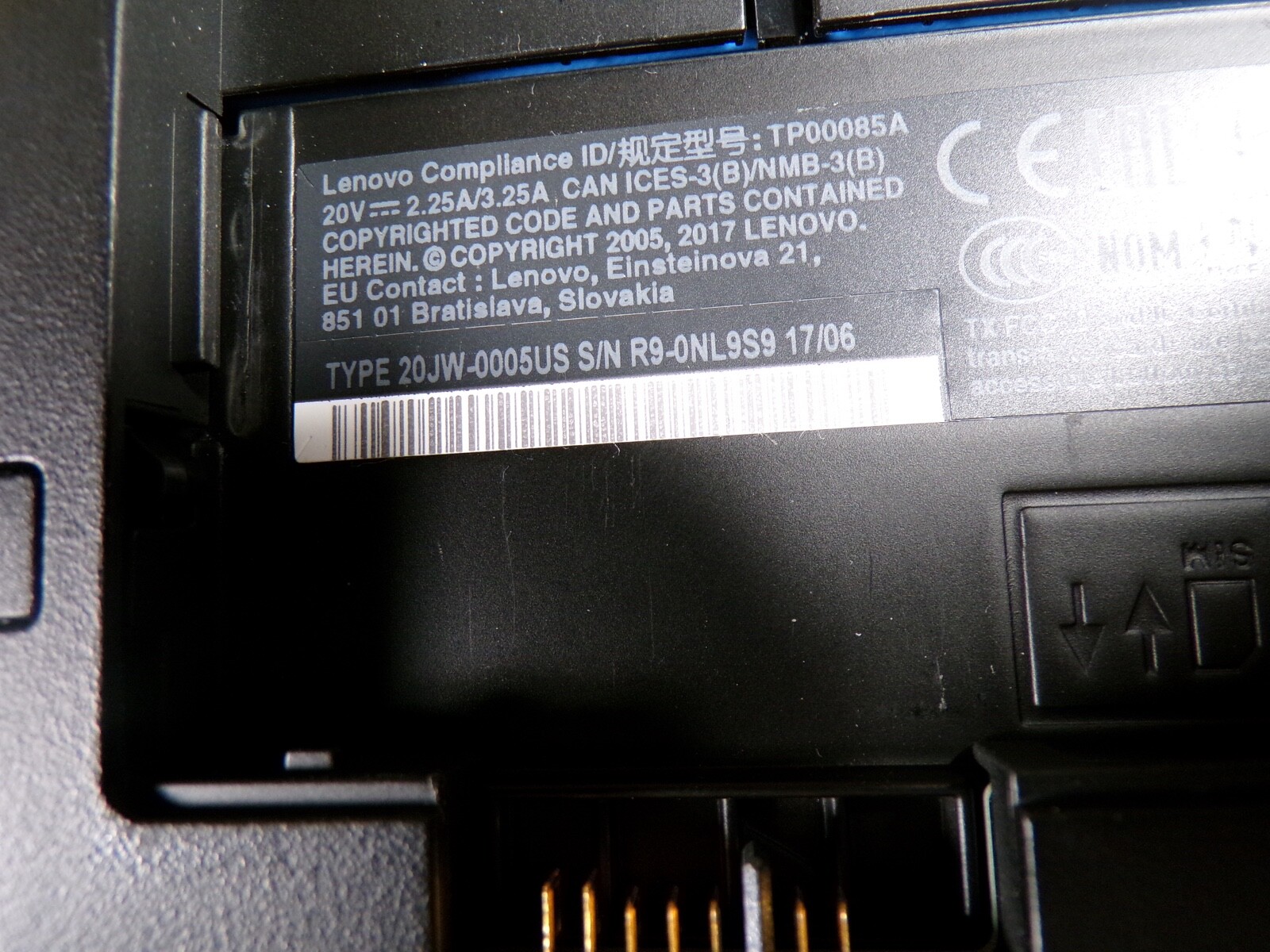 THINKPAD LENOVO T570 INTEL CORE I5-6300U 2.40GHZ 4GB RAM **NO HD/ NO CADDIE