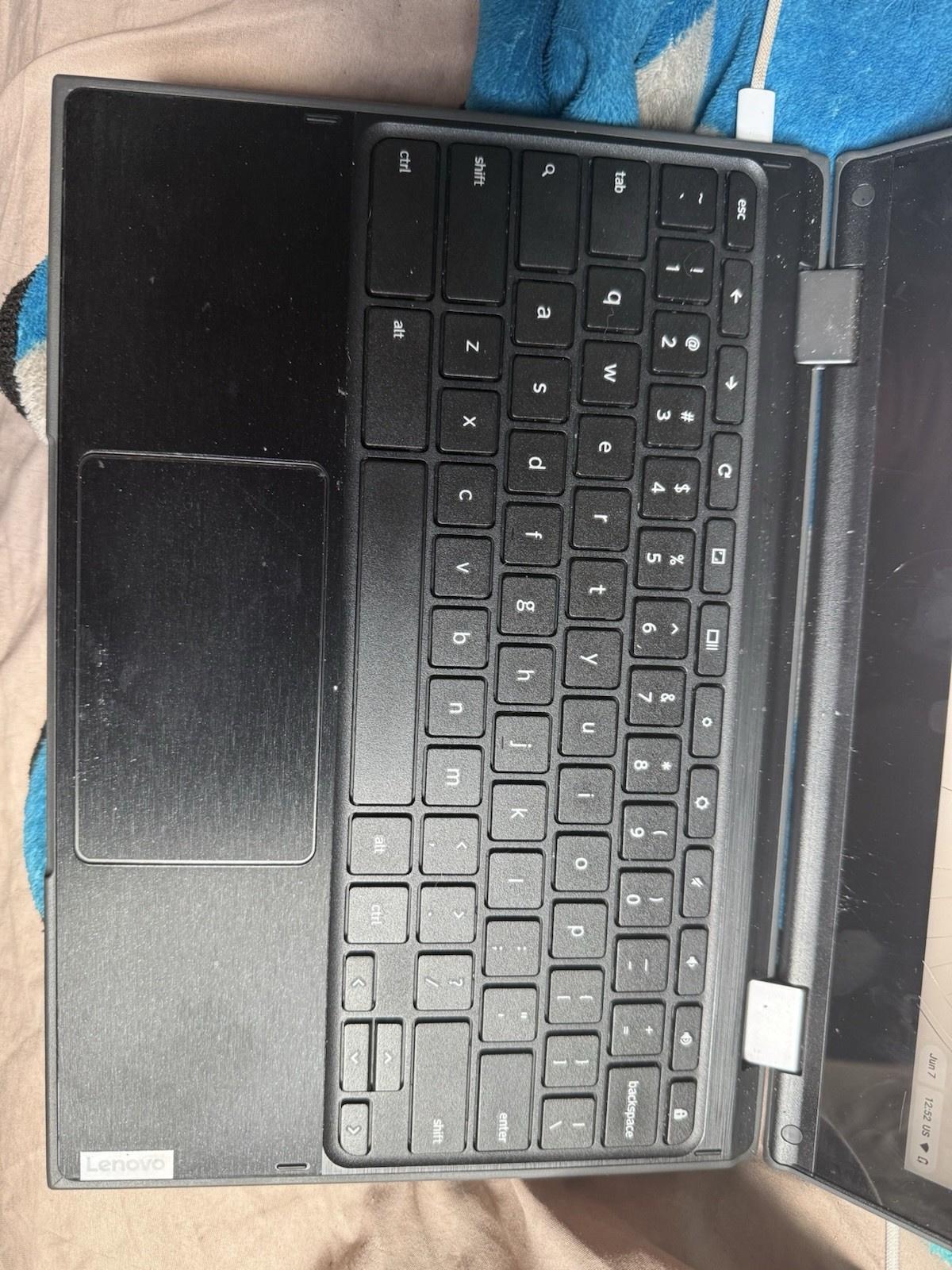 Lenovo 11.6″ 300e Chromebook Touchscreen LCD 2 in 1- MediaTek M8173C Quad-core