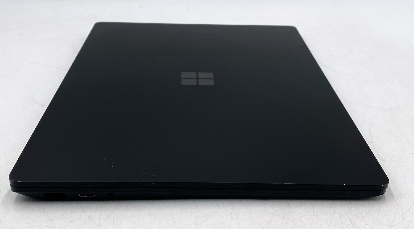 Microsoft Surface 5 13.5″ Laptop- 256GB SSD, 16GB DDR5 RAM, i7-1265U CPU, W11P