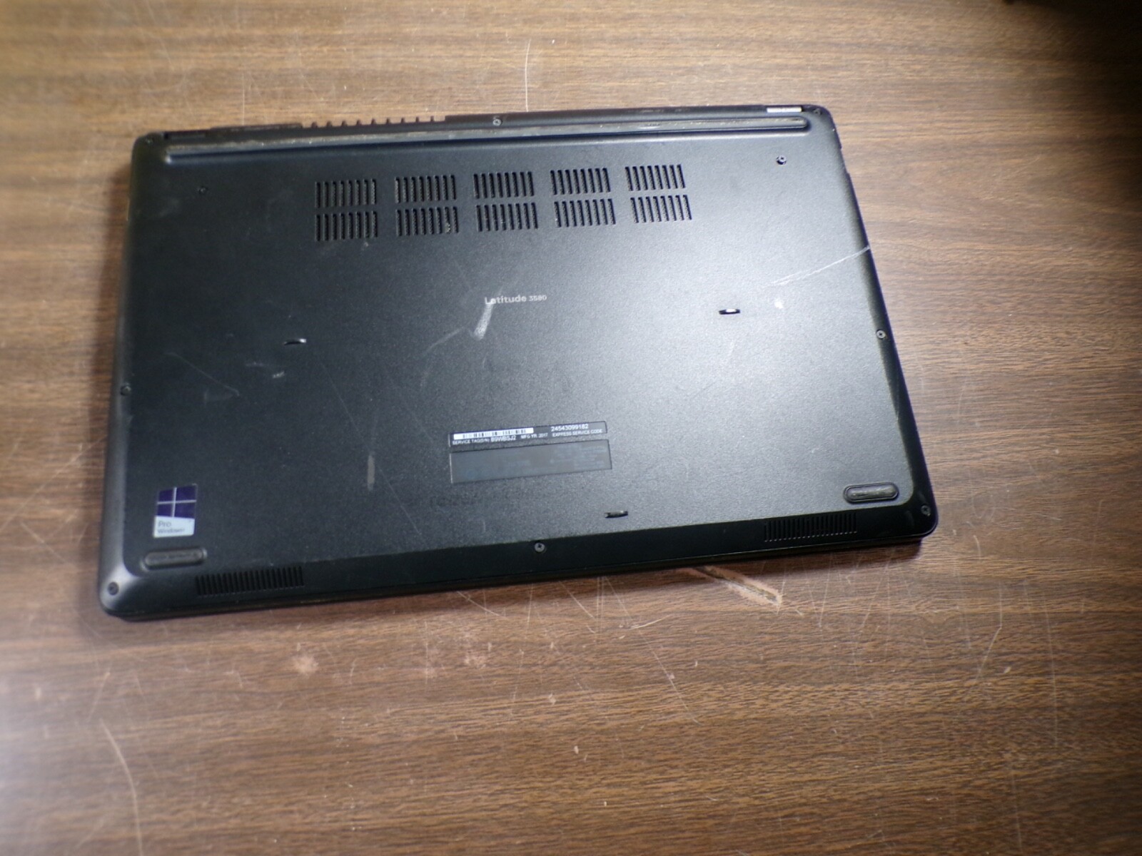 DELL LATITUDE 3580 INTEL CORE i5-7200U 2.50GHZ 8GB RAM **NO HD/ NO CADDIE/ NO OS