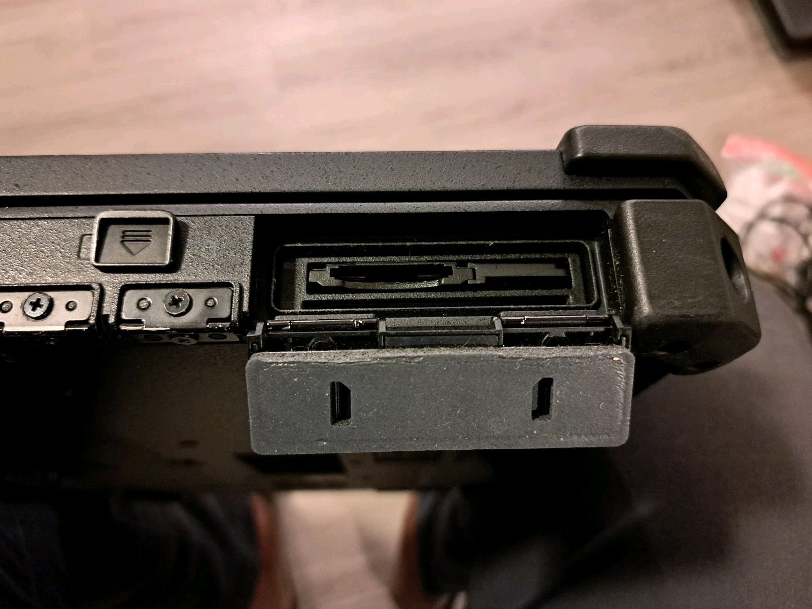 Dell Latitude 12 Rugged Extreme 7204 Intel i5-4310U|8GB RAM|NO SSD|NO CHARGER
