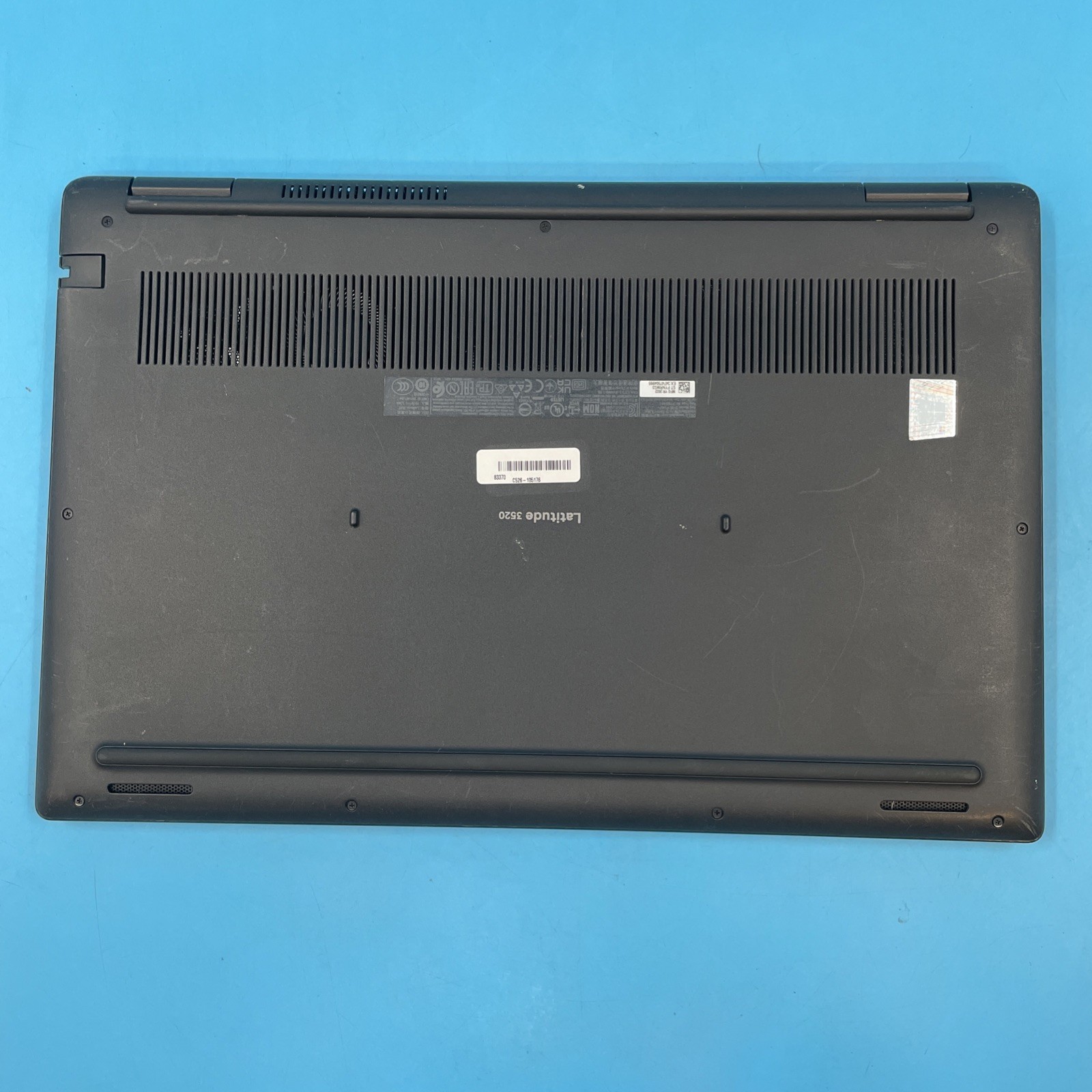 Dell Latitude 3520 | i5-1135G7 | 8GB RAM | 256GB SSD | NO OS | 67% BATT
