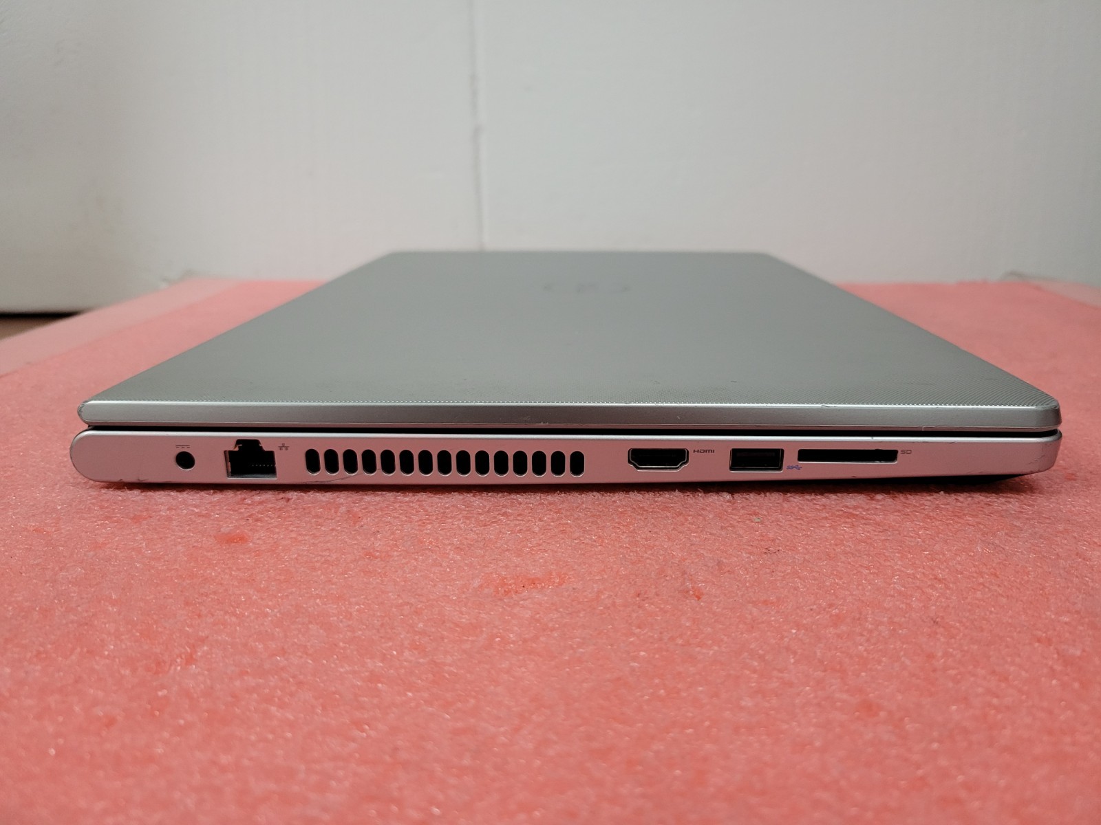 Dell Inspiron 5559 i3-6100U 4GB RAM *AS IS/No HDD/No OS/No Battery* | LP489