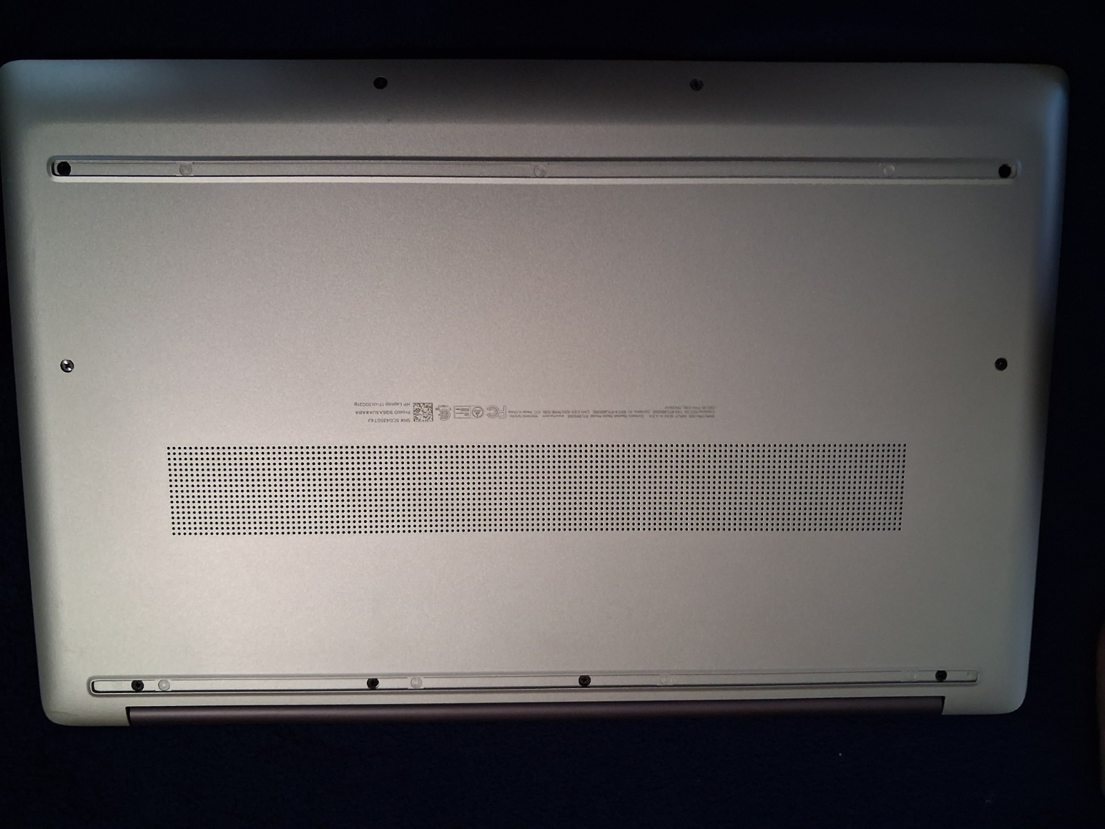 HP Laptop 17 cn3002tg