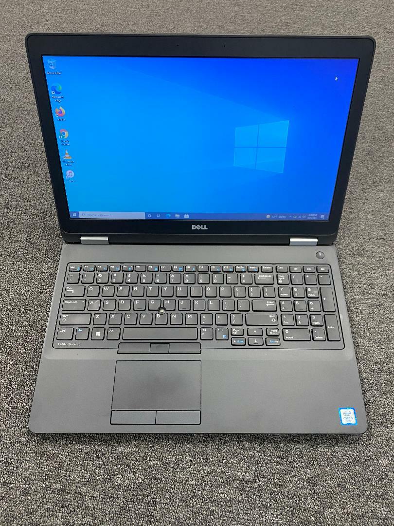 Dell Latitude E5570 Core i5-6300HQ 2.3ghz 8GB 128GB M.2 15.6″ Win 10 Laptop