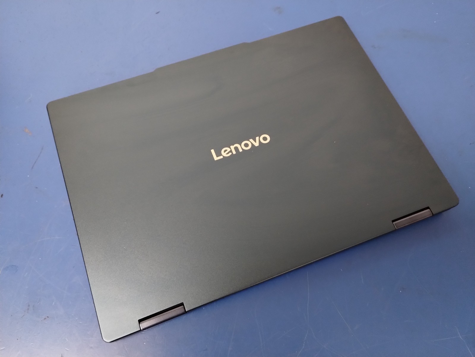 LENOVO IdeaPad 5 2-in-1 14AKP10, AMD Ryzen AI 7 350, 16 GB RAM, 1 TB NVMe SSD