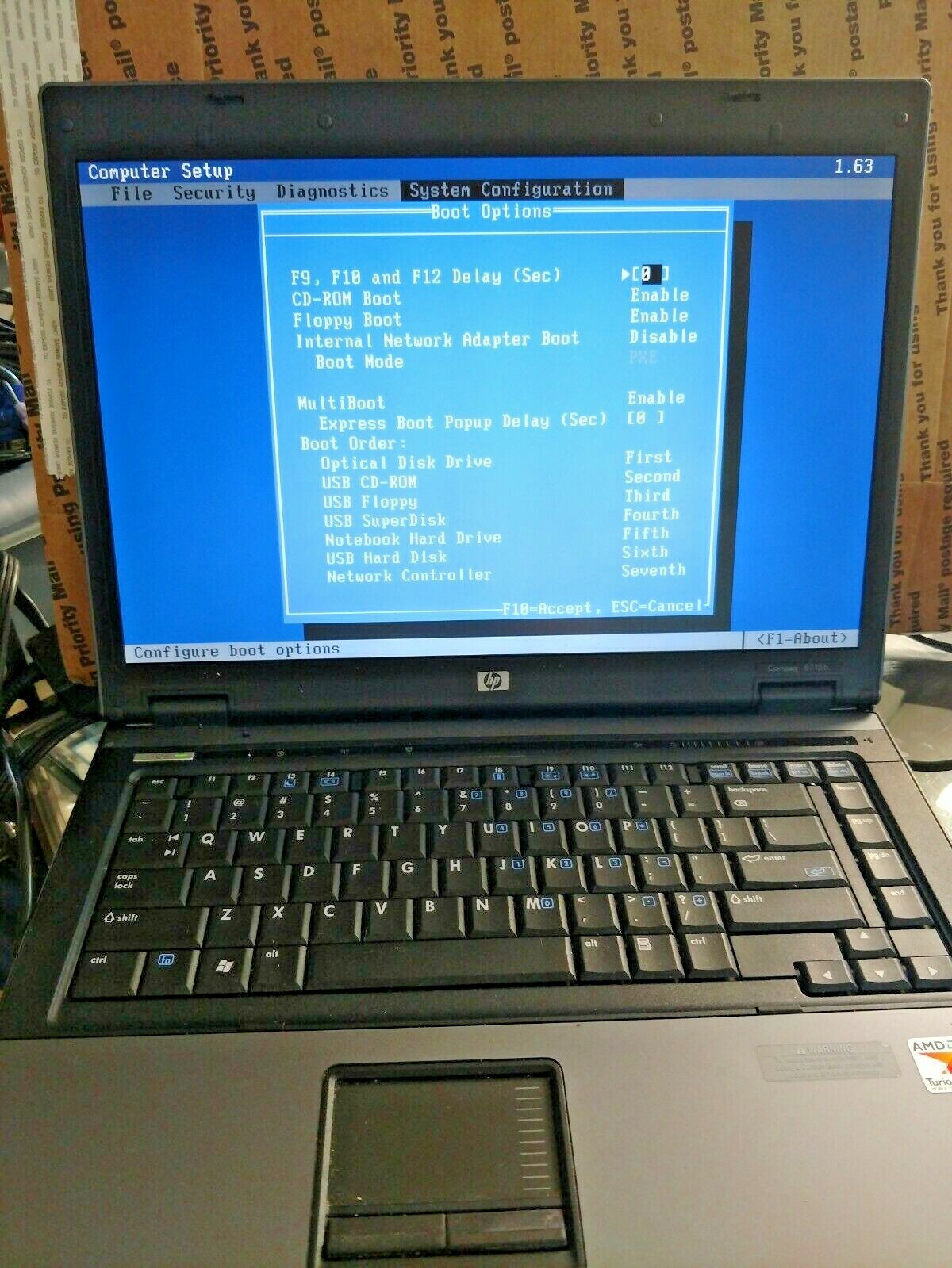 HP Compaq 6715b AMD Turion 1.6GHz,1024Mb,Bluetooth+Wi-Fi(NO HDD,caddy,Opt.Dr,AC)