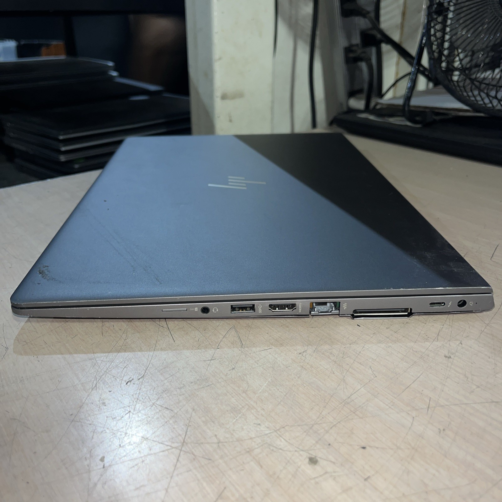HP ZBOOK 15U G6 INTEL CORE I7-8565U 1.80GHZ 8GB RAM NO HD