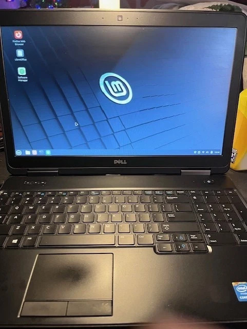Dell Laptop Linux Mint Cinnamon 8GB Ram,New Fast 256GB SSD Drive,Year Warranty