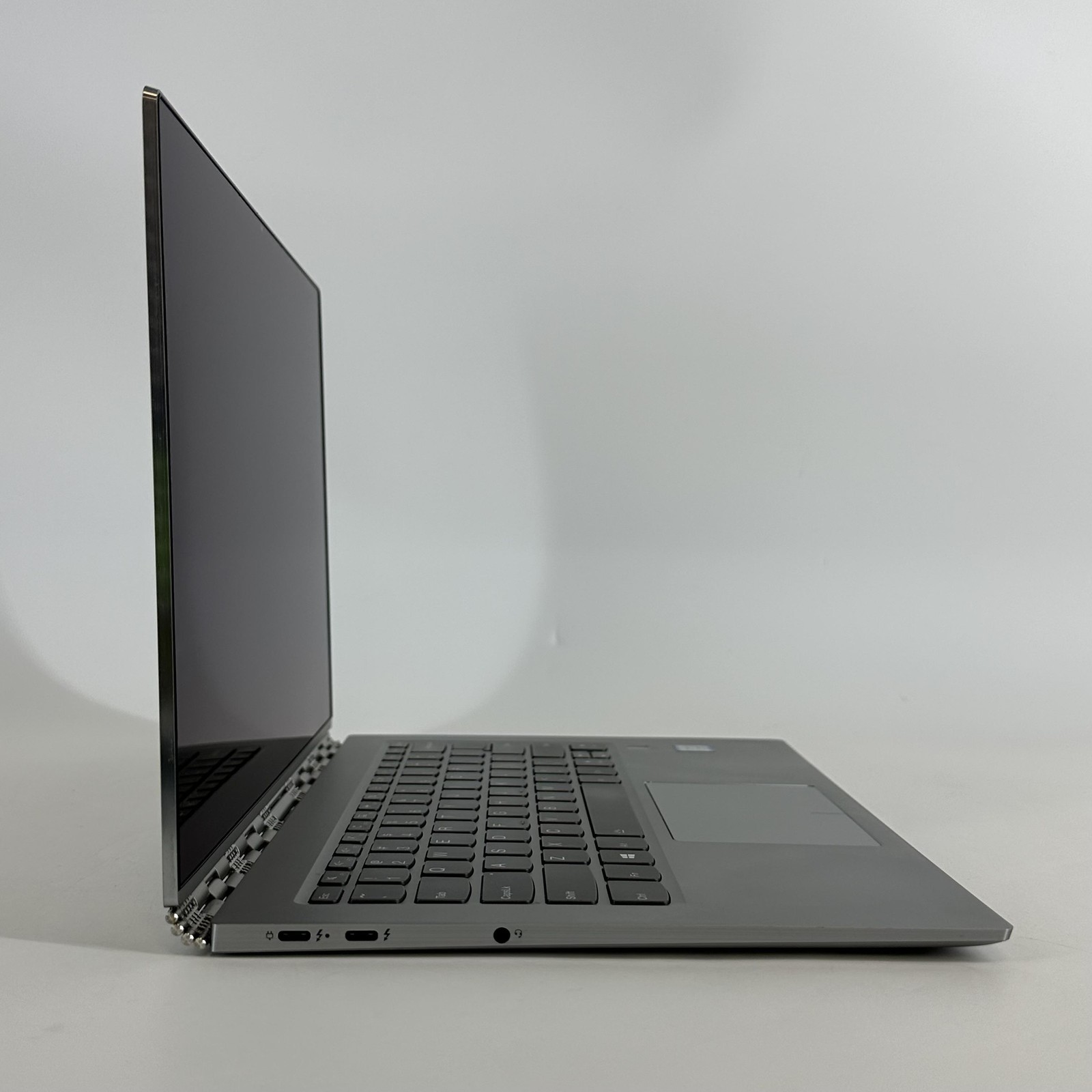 Lenovo Yoga 920 13.9 4K TOUCH i7-8550U 1.80GHz 16GB RAM 512GB SSD Good