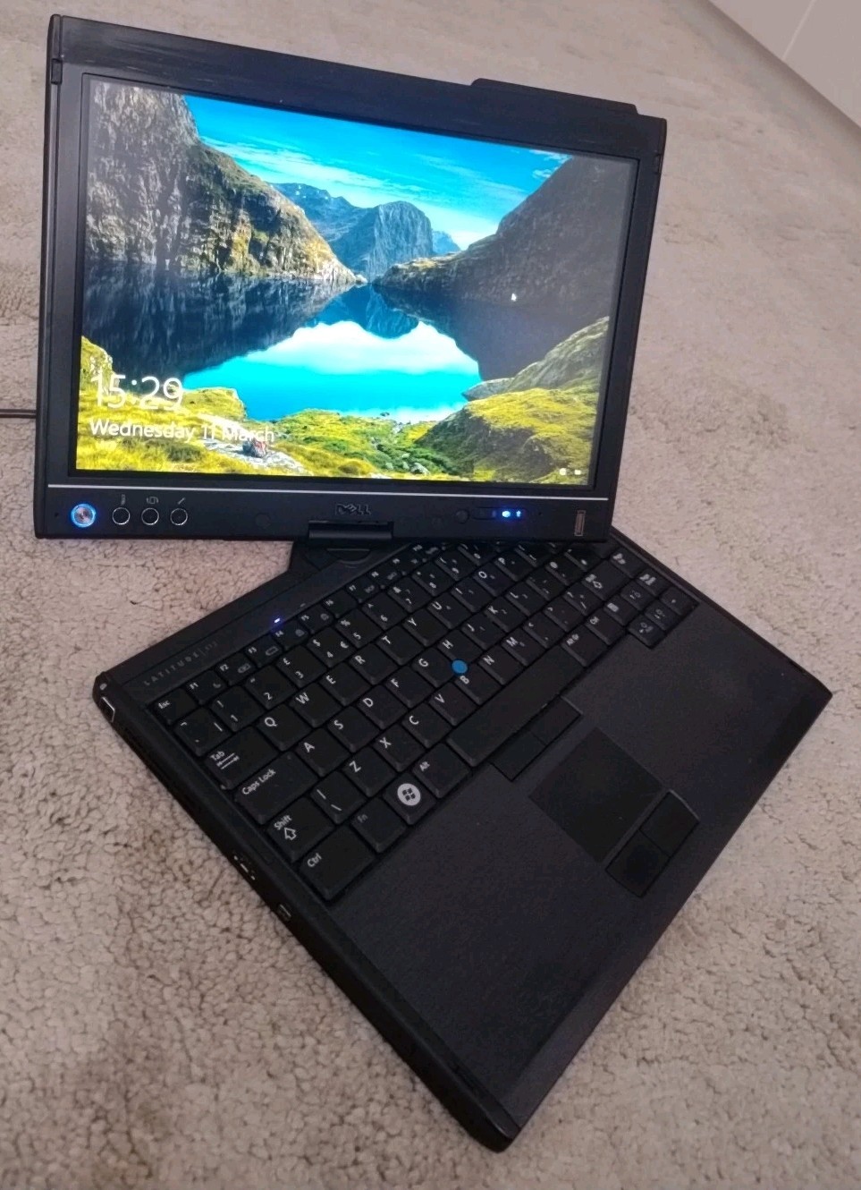 DELL LATITUDE XT2 Laptop PP12S Notebook / Tablet Touchscreen SSD Style GREAT