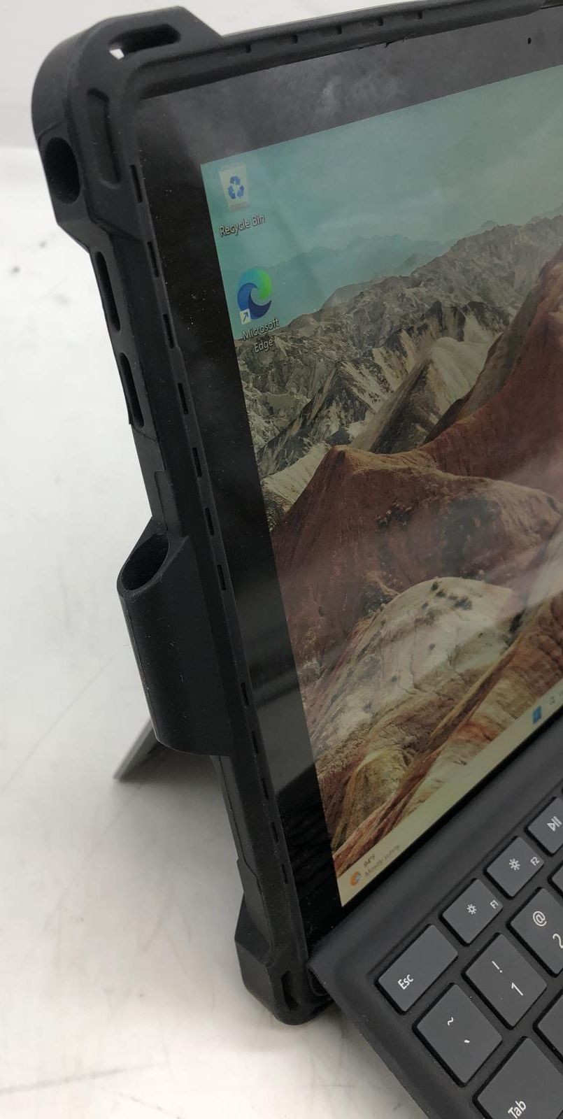 Microsoft Surface Pro 7 1866, 12.3″  Intel Core i3-1005G1, 1.20 GHz, 4GB, 128GB