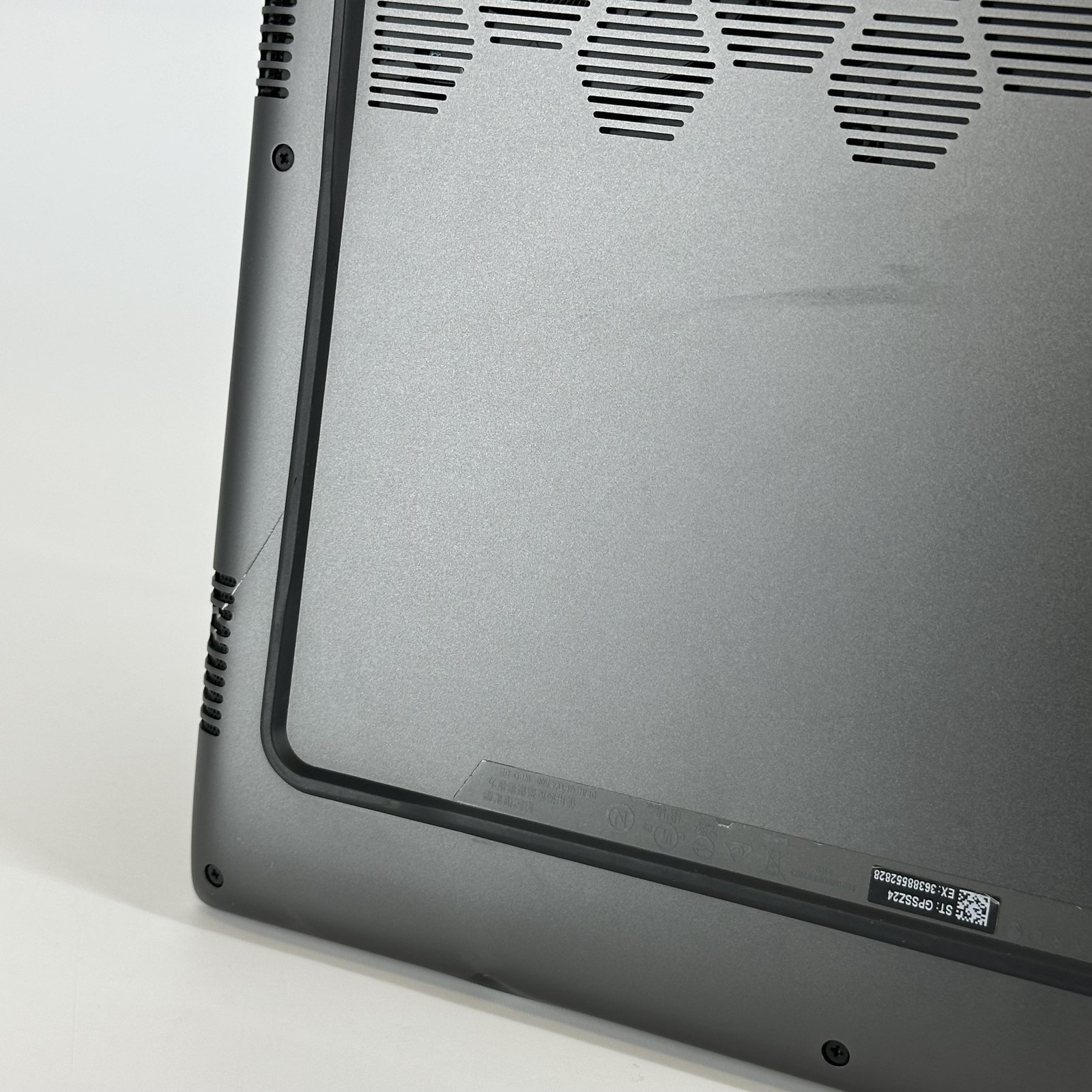 Dell Alienware M16 R2 240Hz QHD+ 1.4 GHz Ultra 7 155H 16GB 1TB SSD RTX 4070 Good