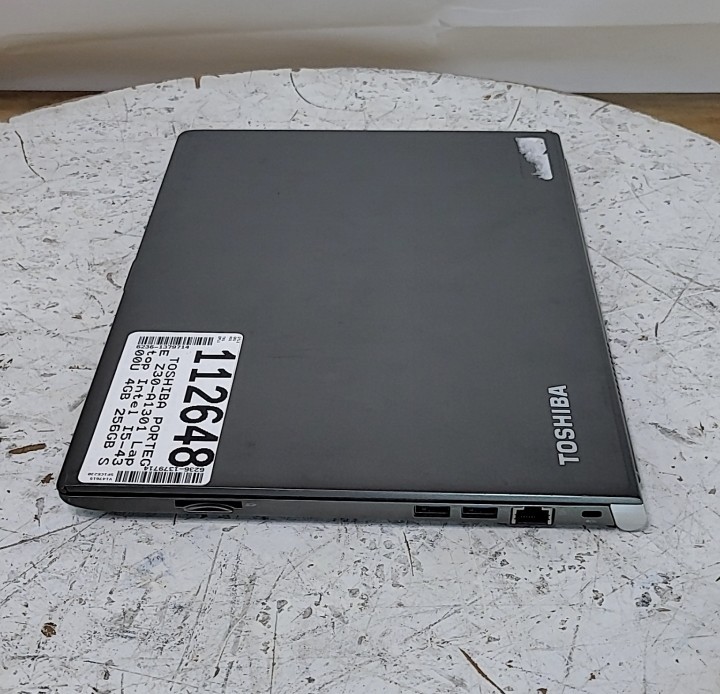 TOSHIBA PORTEGE Z30-A1301 Laptop Intel I5-4300U 4GB 256GB