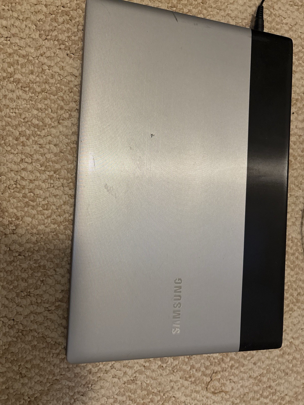 Samsung RV515 Laptop – AMD E2 Vision, Windows 7, Good Condition