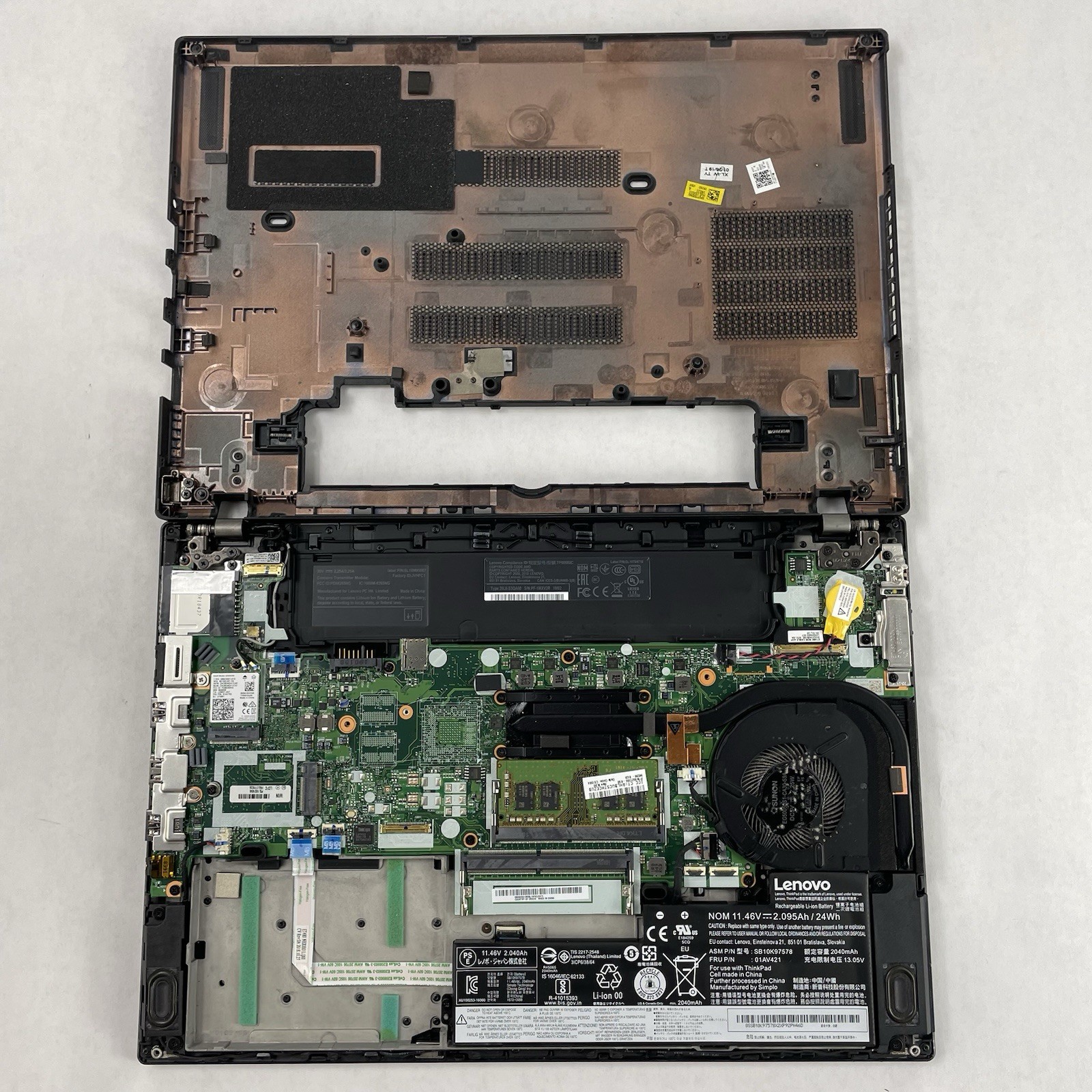 Lenovo ThinkPad T480 14″ i5-8350U 1.70 GHz 8 GB RAM No SSD/OS/AC – Bad Bottom