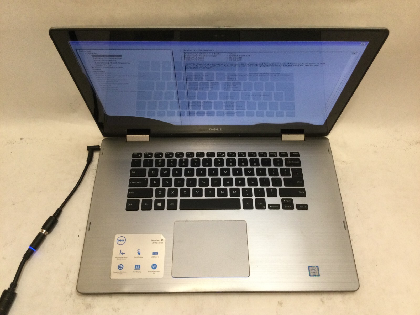 Dell Inspiron 7569 / Intel Core i7-6500U @ 2.50GHz / (CRACKED/MISSING PARTS!) MR