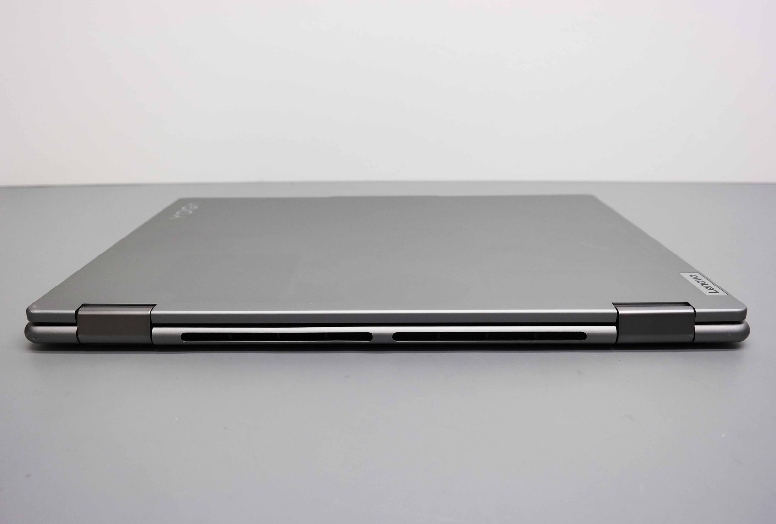 Lenovo Yoga 7 16ARP8 16″ Ryzen 5 7535U 8GB 512GB SSD ISSUE