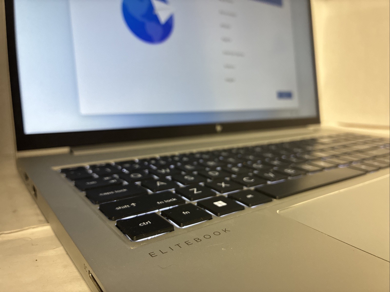 HP EliteBook 650 G9 15.6″ i5-12th Gen 16GB RAM 256GB SSD Win 11 Charger – used