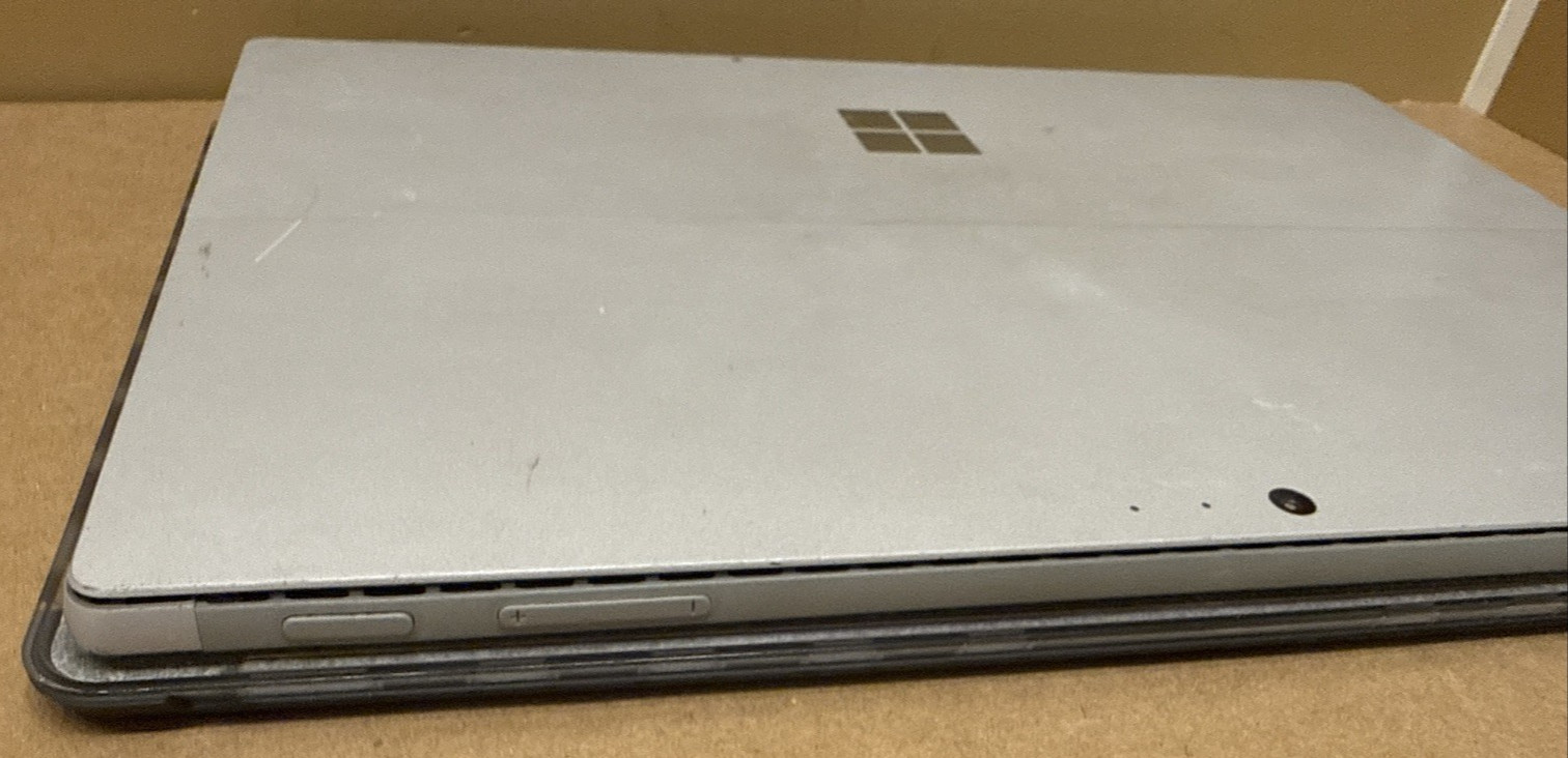 Microsoft Surface Pro 6 12.3″ i7-8650U 16GB RAM 512GB SSD Without AC Adapter