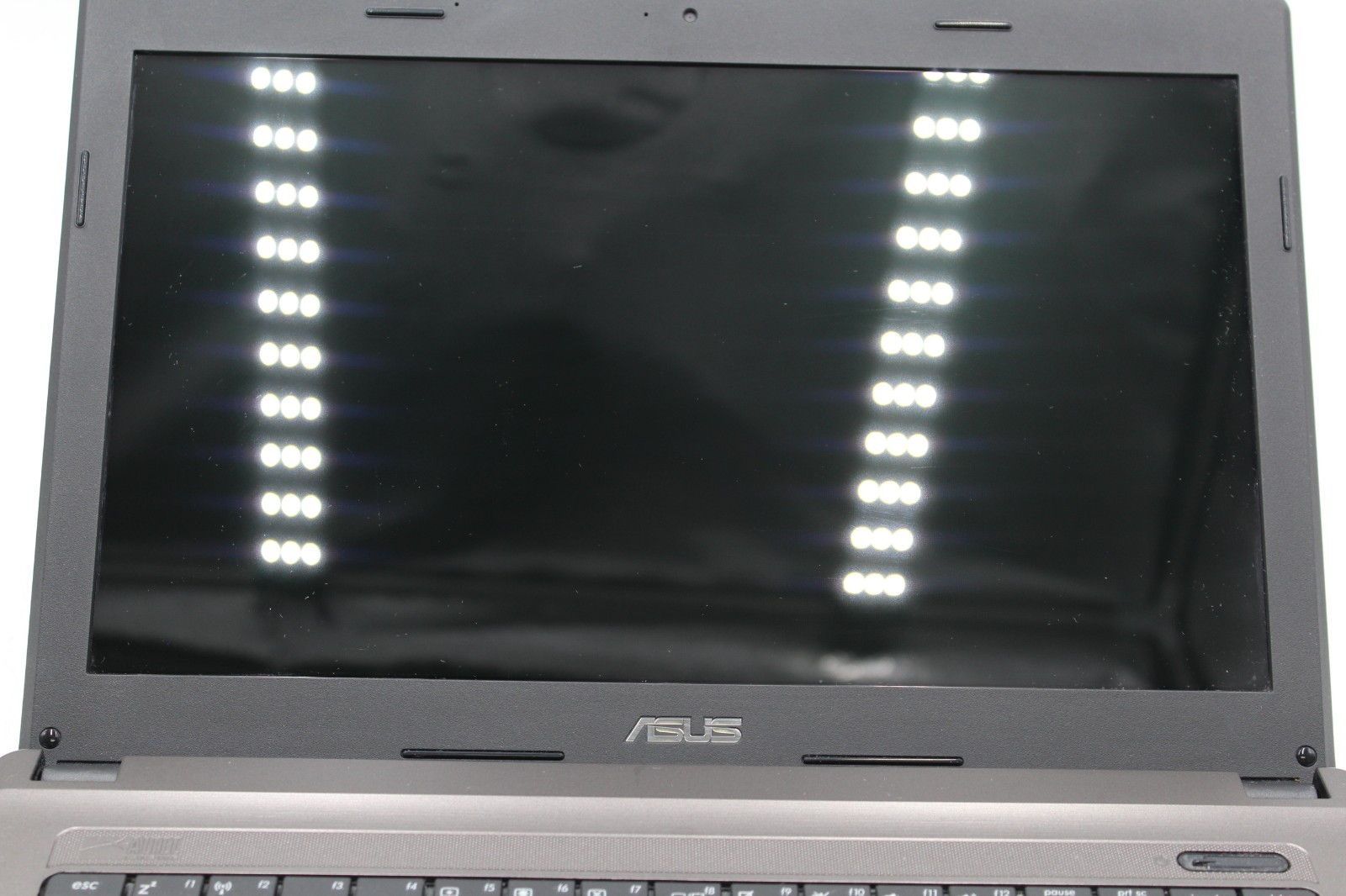 ASUS K84L 14in No HD No Caddy 4 GB RAM i3-2330M 40 day warranty