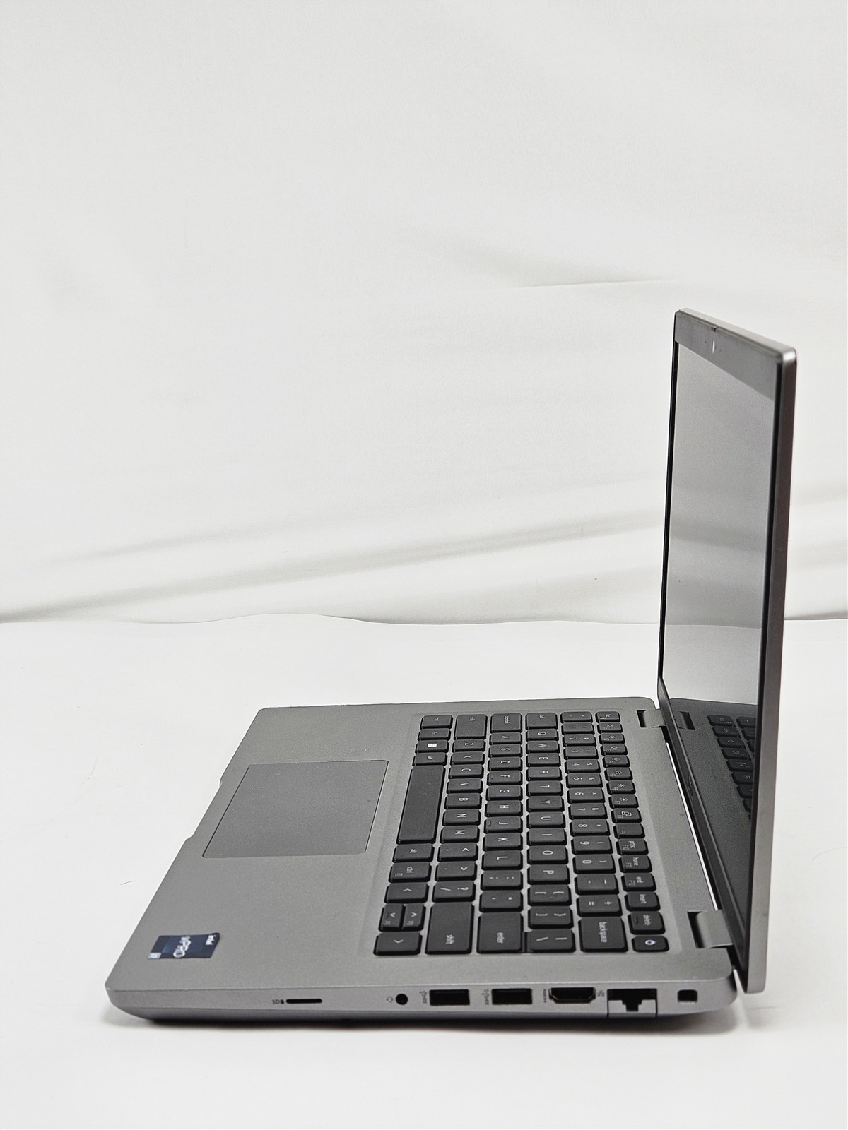 Dell Latitude 5431 Intel Core i7-1270P 14″ 16GB 256GB SSD Business Laptop