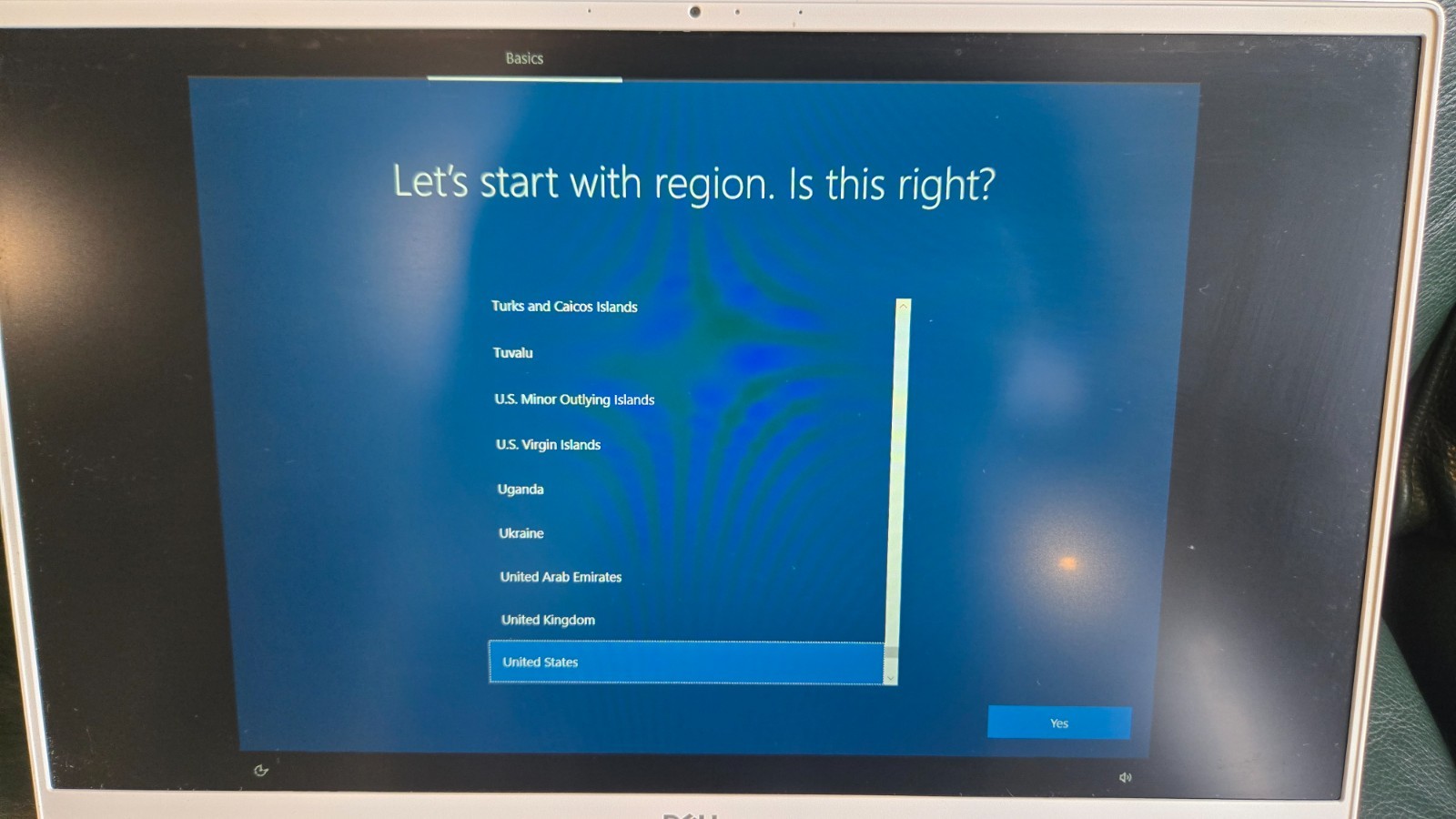 Dell Inspiron 5502 15.6″ Laptop | i5-1135G7 | 8GB RAM | 256GB SSD | WIN 10 PRO