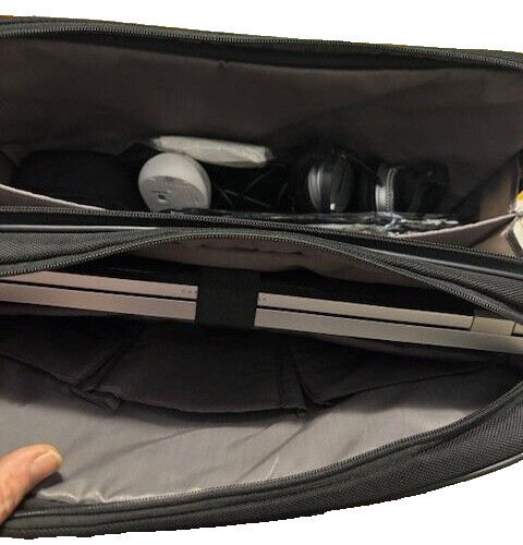 HP Envy Touchsmart 17 Laptop-666gb internal-c drive &698 gb internal d drive