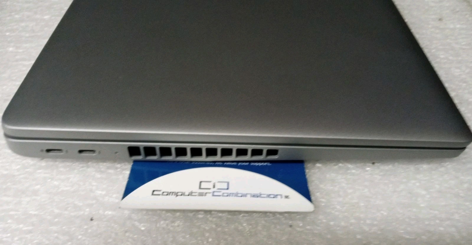 Dell Latitude 5540 15.6 Gray FHD 1.3 GHz i5-1335U 16GB RAM 256GB SSD Read Descri
