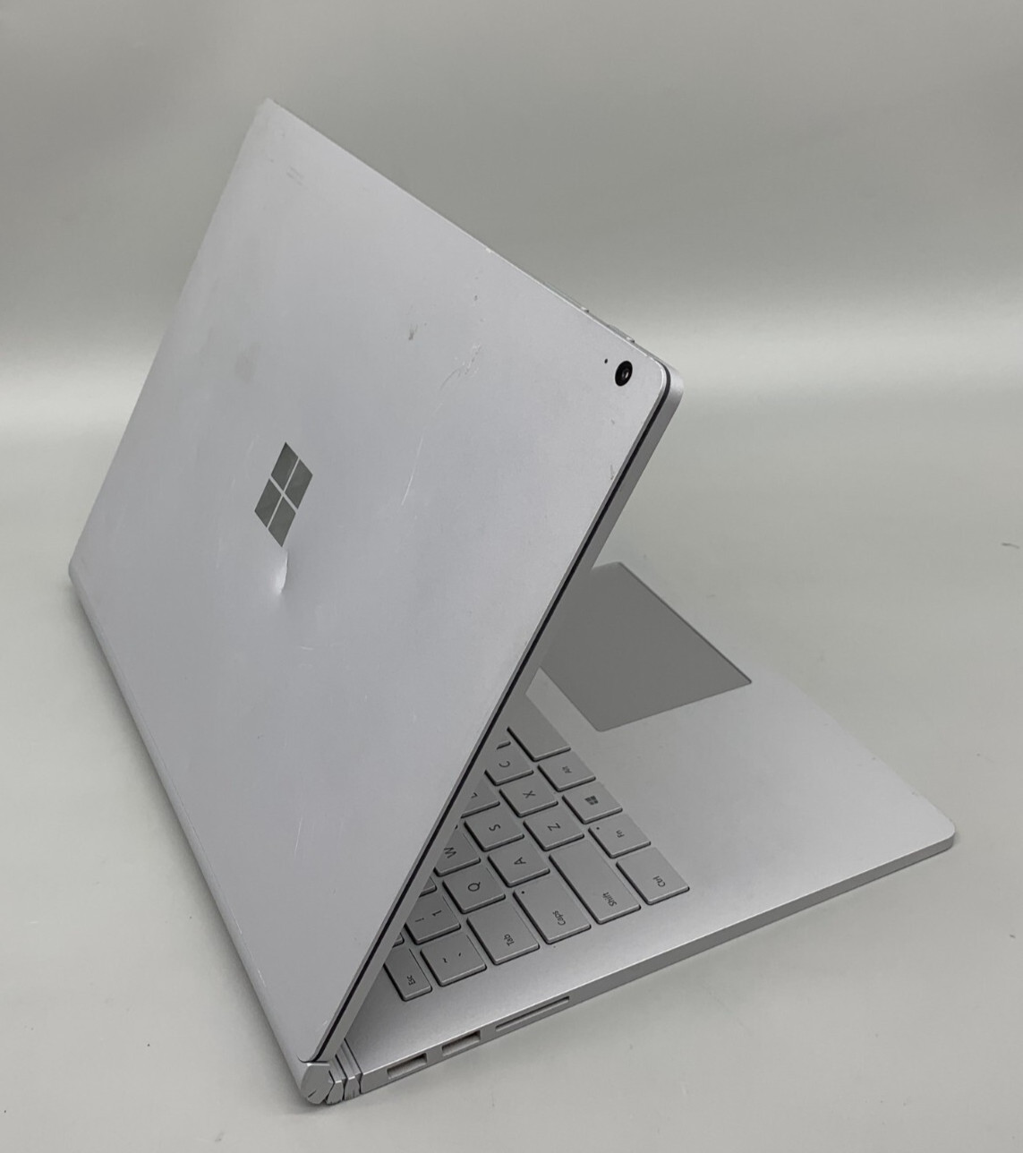 Microsoft Surface Book2 1832 i7-8650U 1.9GHZ 8GB DDR3 256GB SSD Silver FAIR/DENT