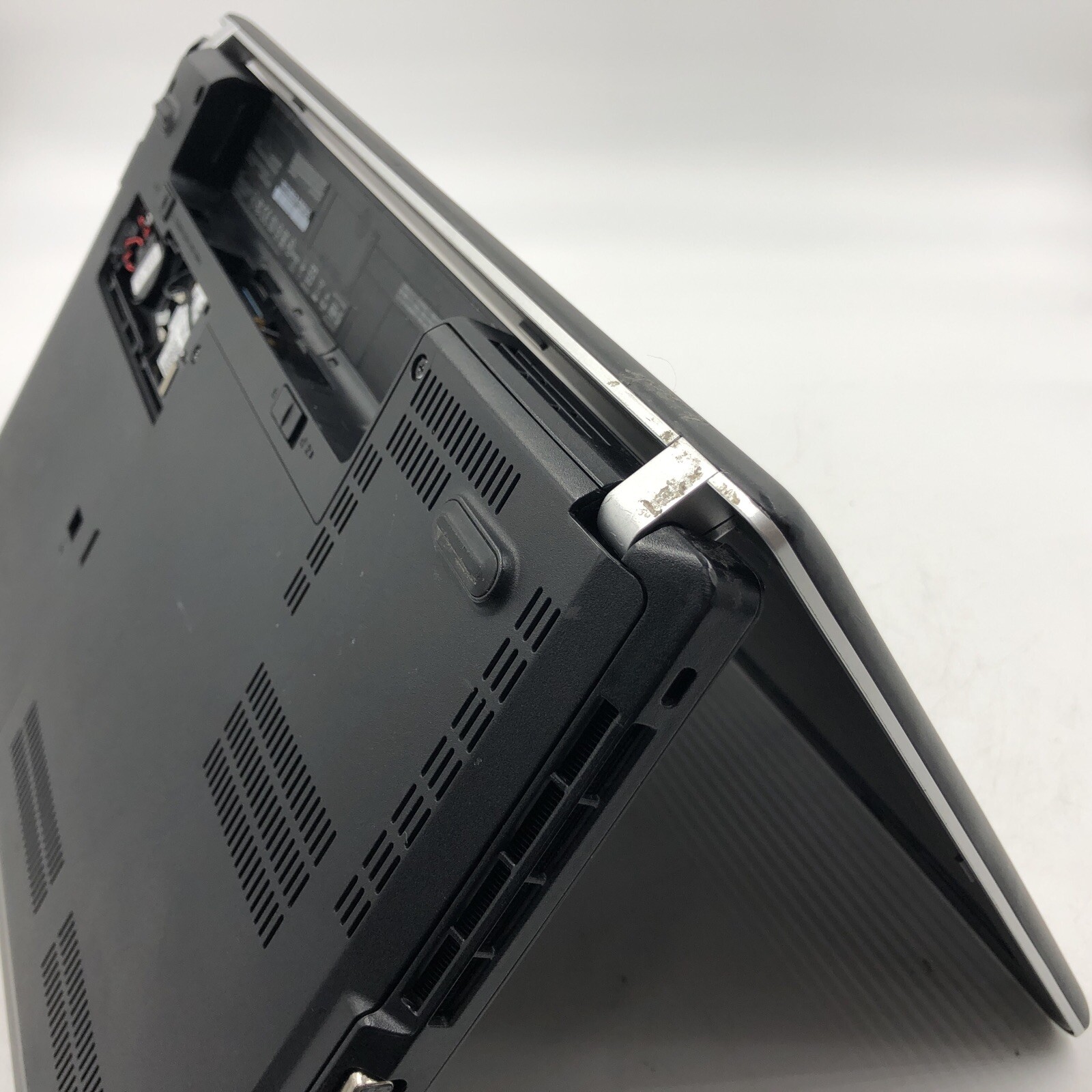 Lenovo ThinkCentre E540 Laptop Unknown CPU/HDD/OS 4GB No Battery (PARTS)