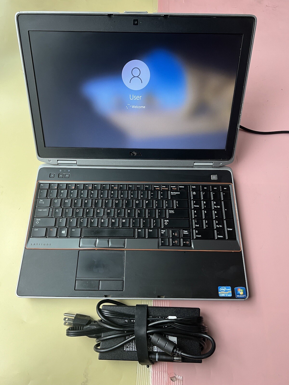 Dell Latitude E6520 Core i7-2620M 2.70GHz 8GB RAM 500GB BACKLIT BLUETOOTH WEBCAM