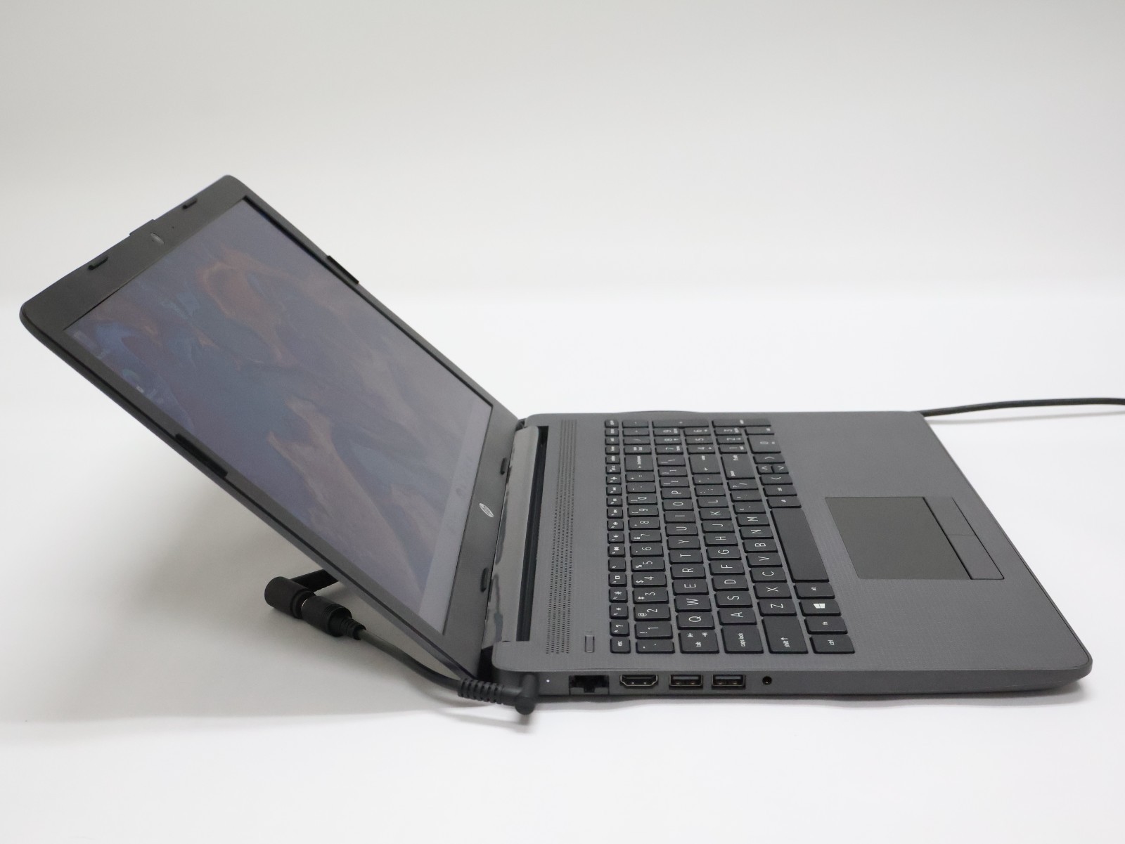 HP Notebook 255 G7 AMD A4-9125 Radeon R3 2.30Ghz 4GB 120GB NO BATTERY/WORN