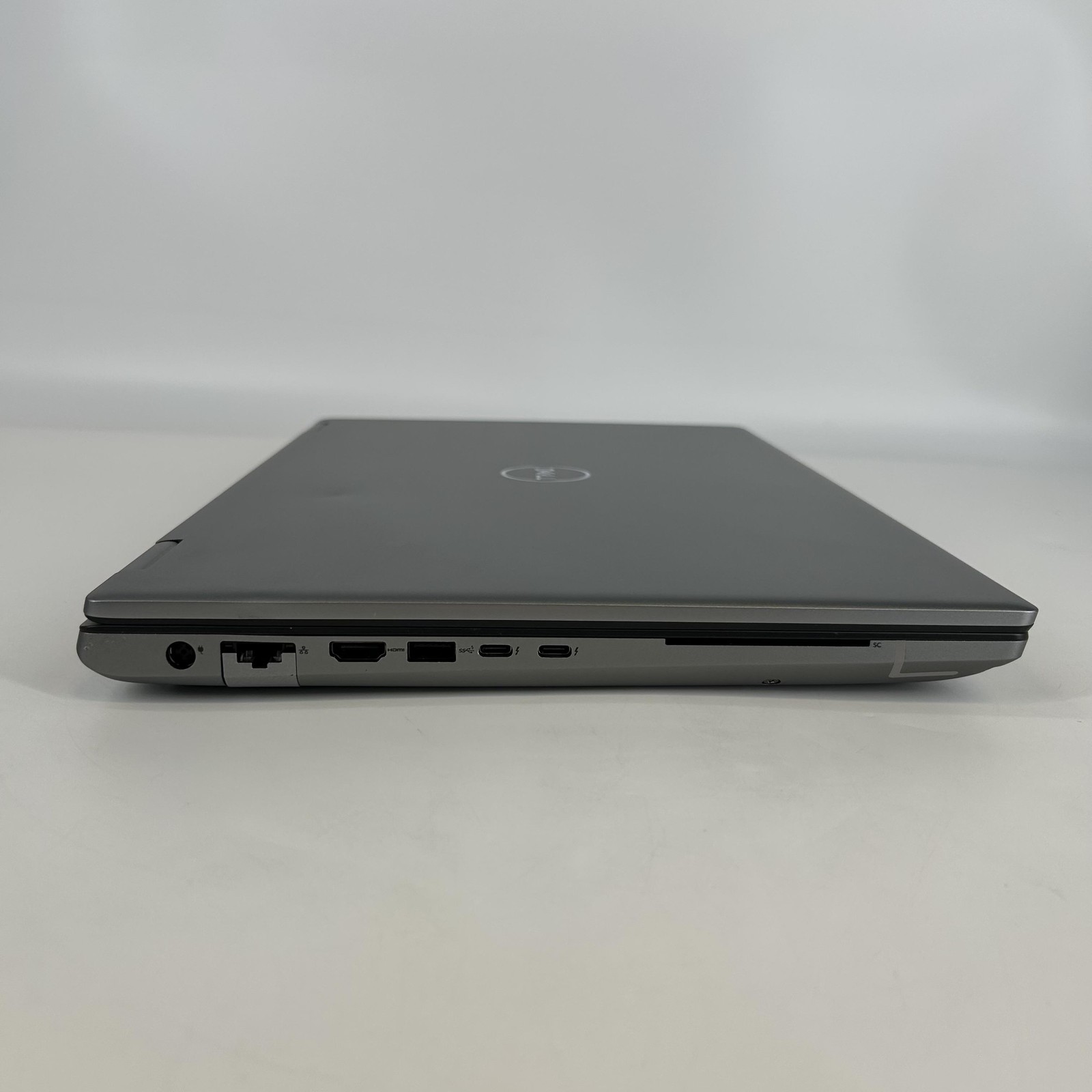 Dell Precision 7770 17.3 FHD 2.3GHz i9-12950HX 64GB 1TB RTX A5500 – WHITE SPOTS