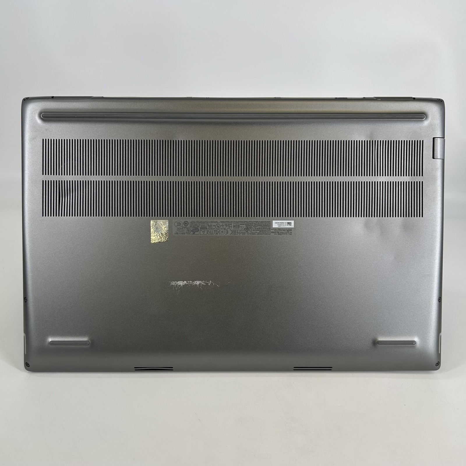 Dell Precision 7770 17.3 FHD 2.3GHz i9-12950HX 64GB 1TB RTX A5500 – WHITE SPOTS