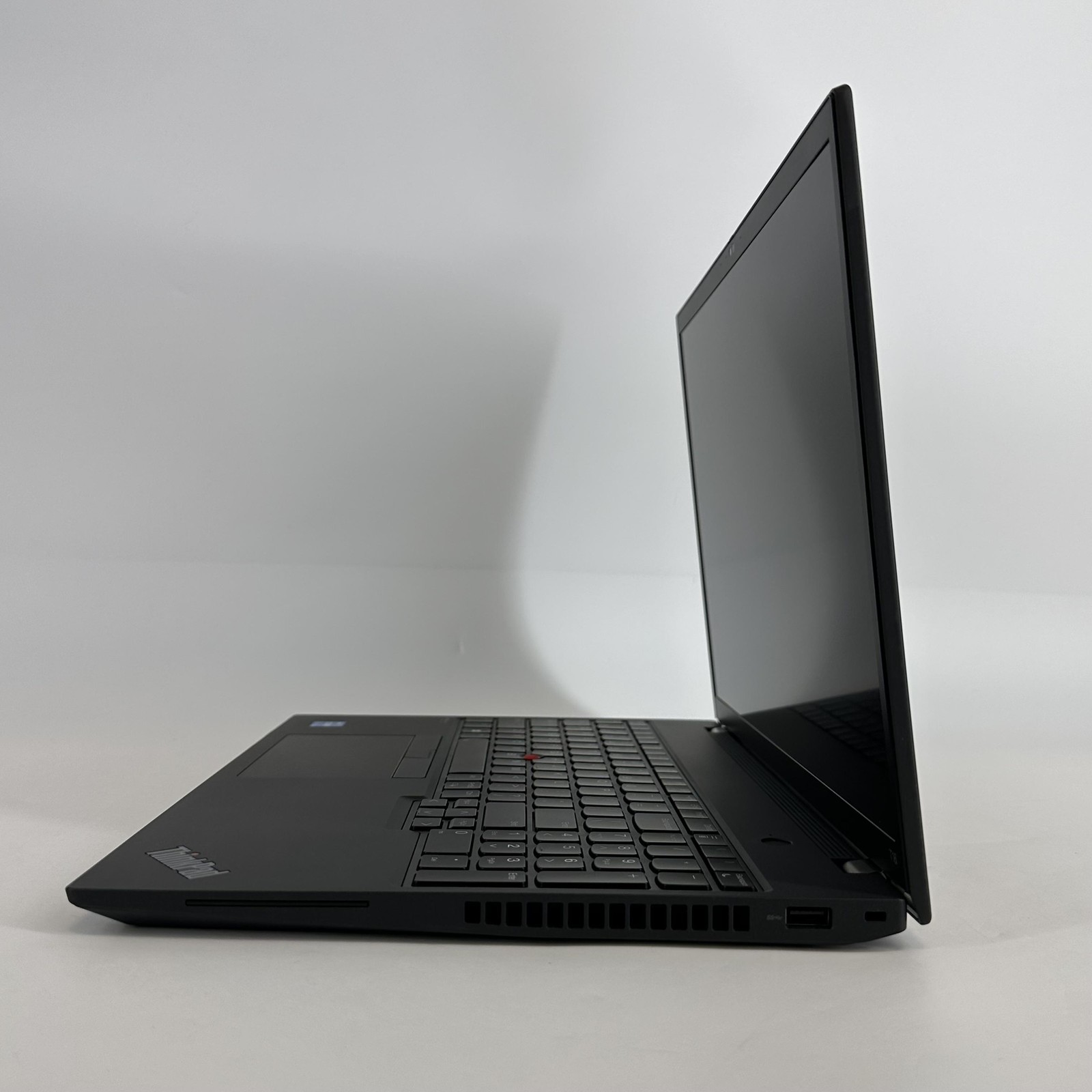 Lenovo ThinkPad T16 Gen 1 Black FHD+ 1.3 GHz i5-1235U 16GB 256GB SSD Very Good