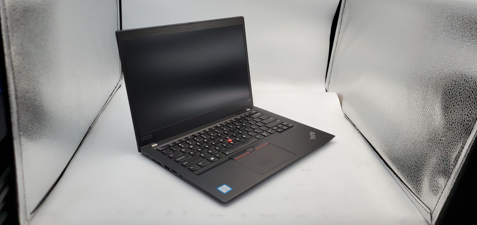 Lenovo ThinkPad T490s Laptop 14″ i5-8th Gen 16GB RAM No SSD/OS/Charger