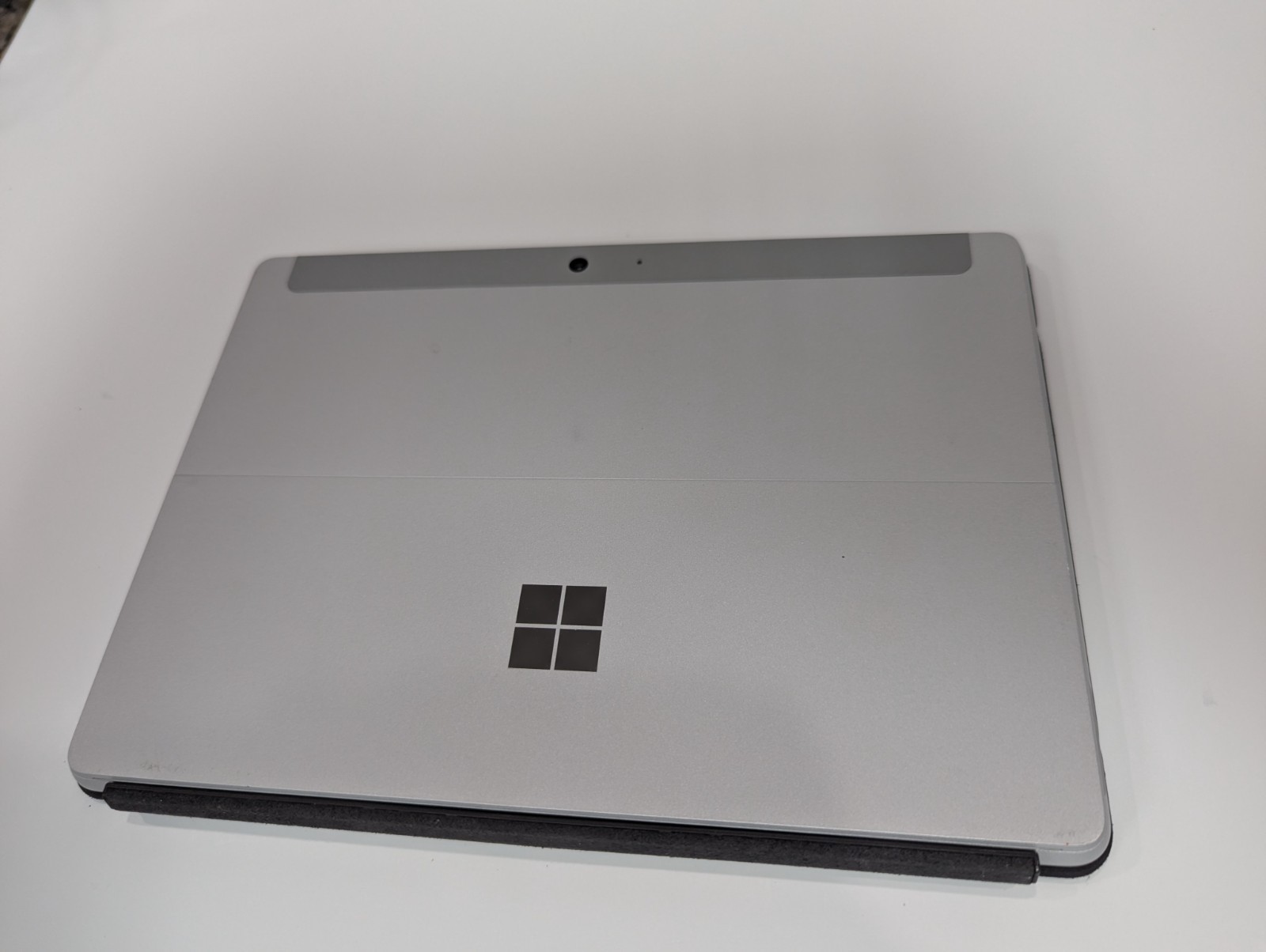 Microsoft Surface Go 10″ 2-in-1 Tablet Laptop (Model 1825, LTE cellular &wi-fi)