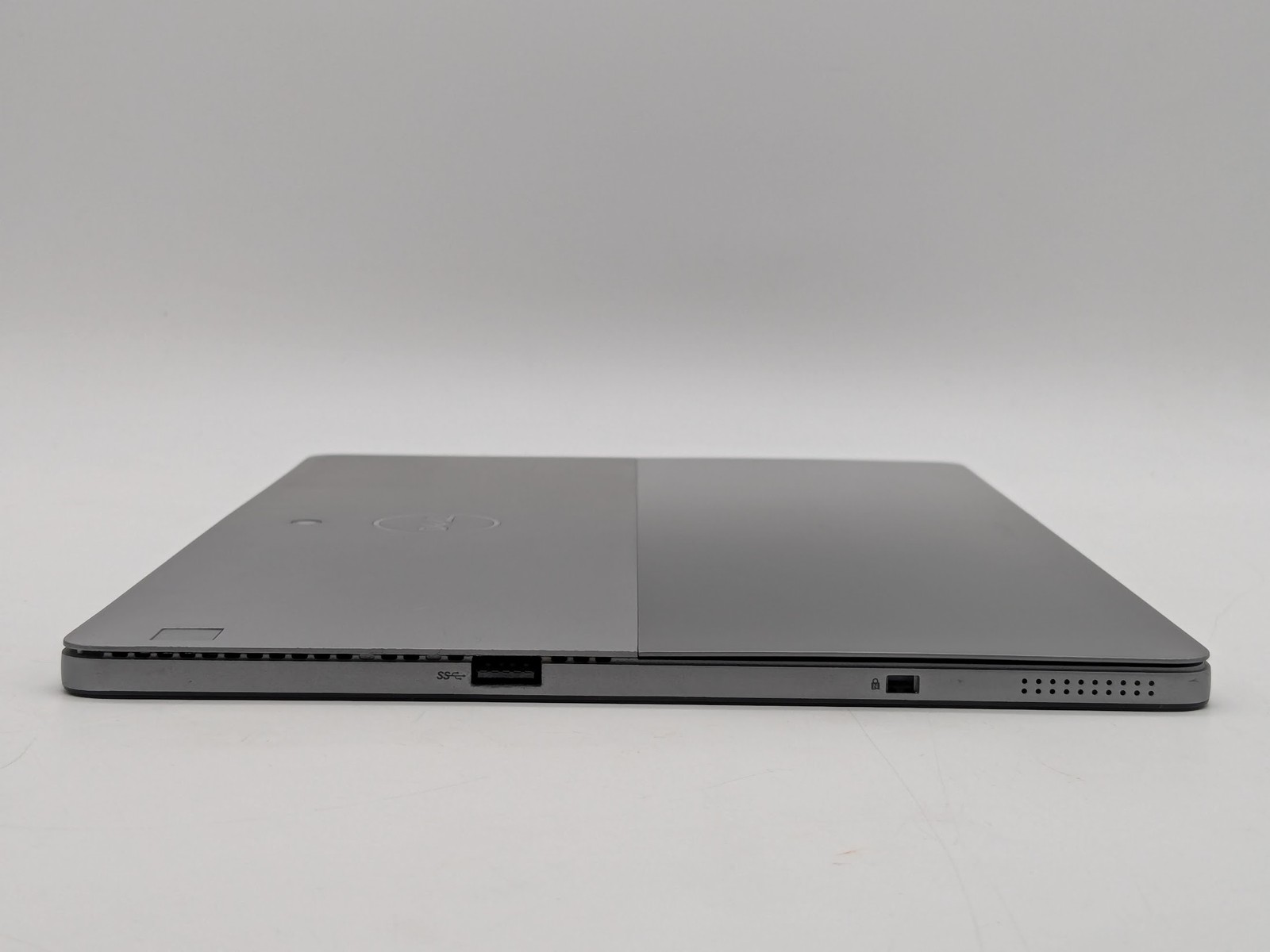 Dell Latitude 7200 2-in-1 12″ FHD+ Touch I7-8665U 256GB SSD 16GB W11P Webcam FP