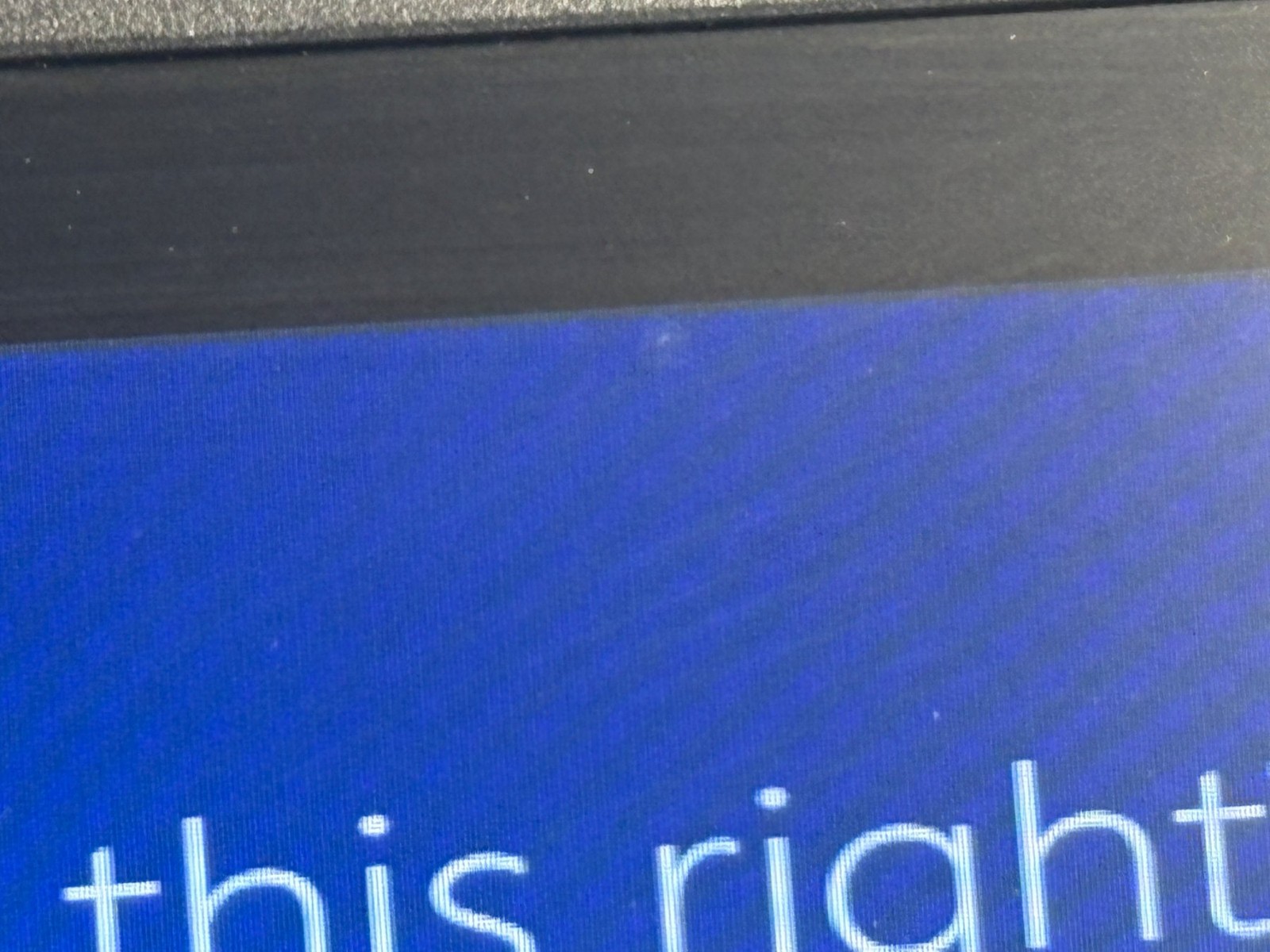 Lenovo ThinkPad Egde E520 – 15.6″ HD, 2.1GHz i3, 4GB RAM, 320GB HDD, Windows 10