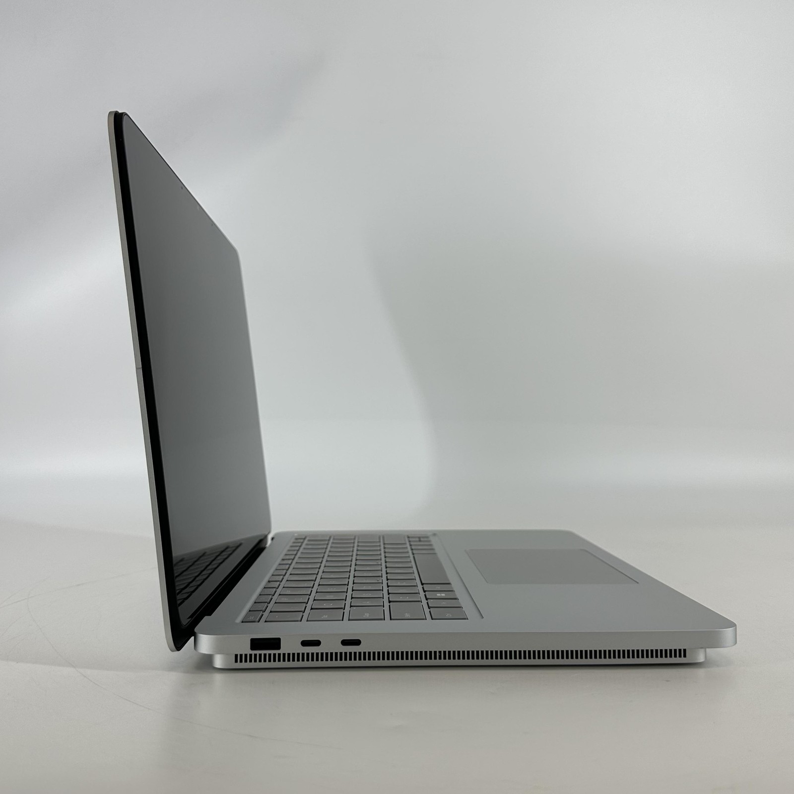 Microsoft Surface Laptop Studio 2 14 2K TOUCH 2.9GHz i7-13800H 64GB 1TB RTX 4060